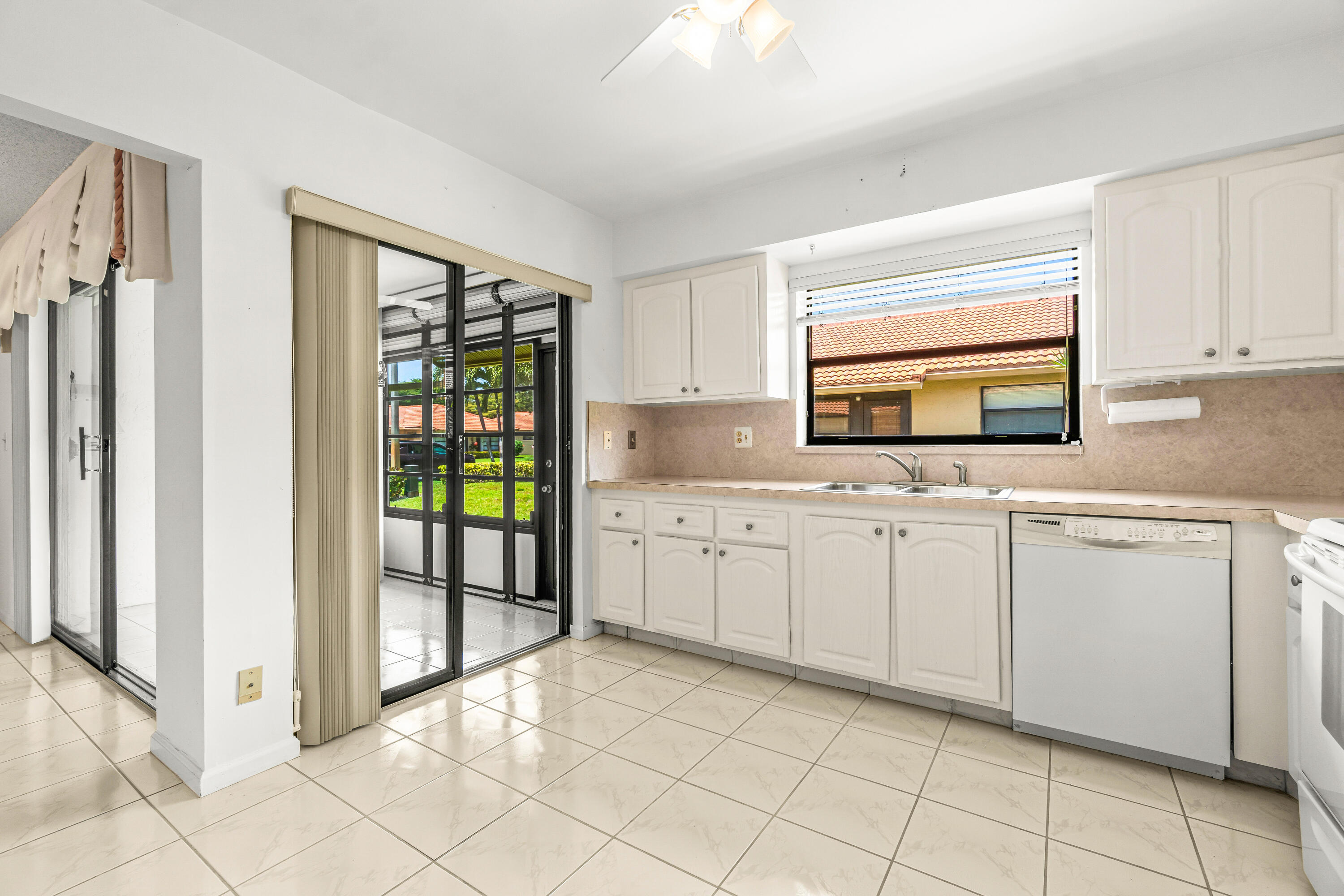 4655 Mahoe Tree Place A Property Photo 10