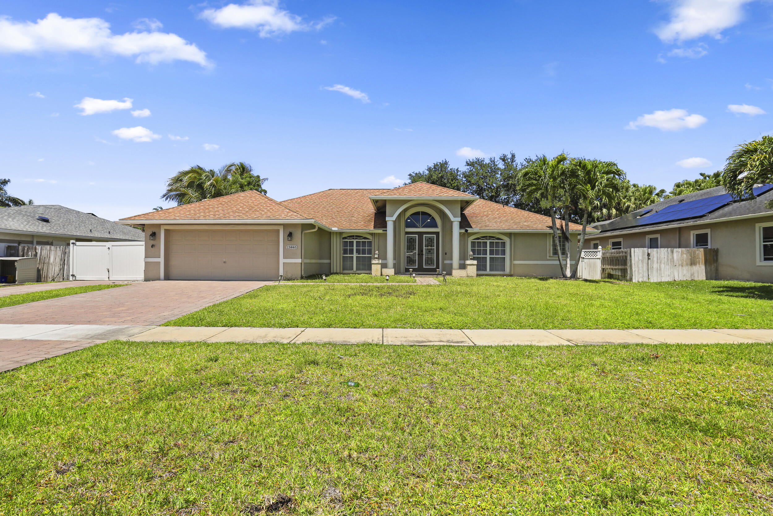 13885 Sheffield Street Property Photo 3