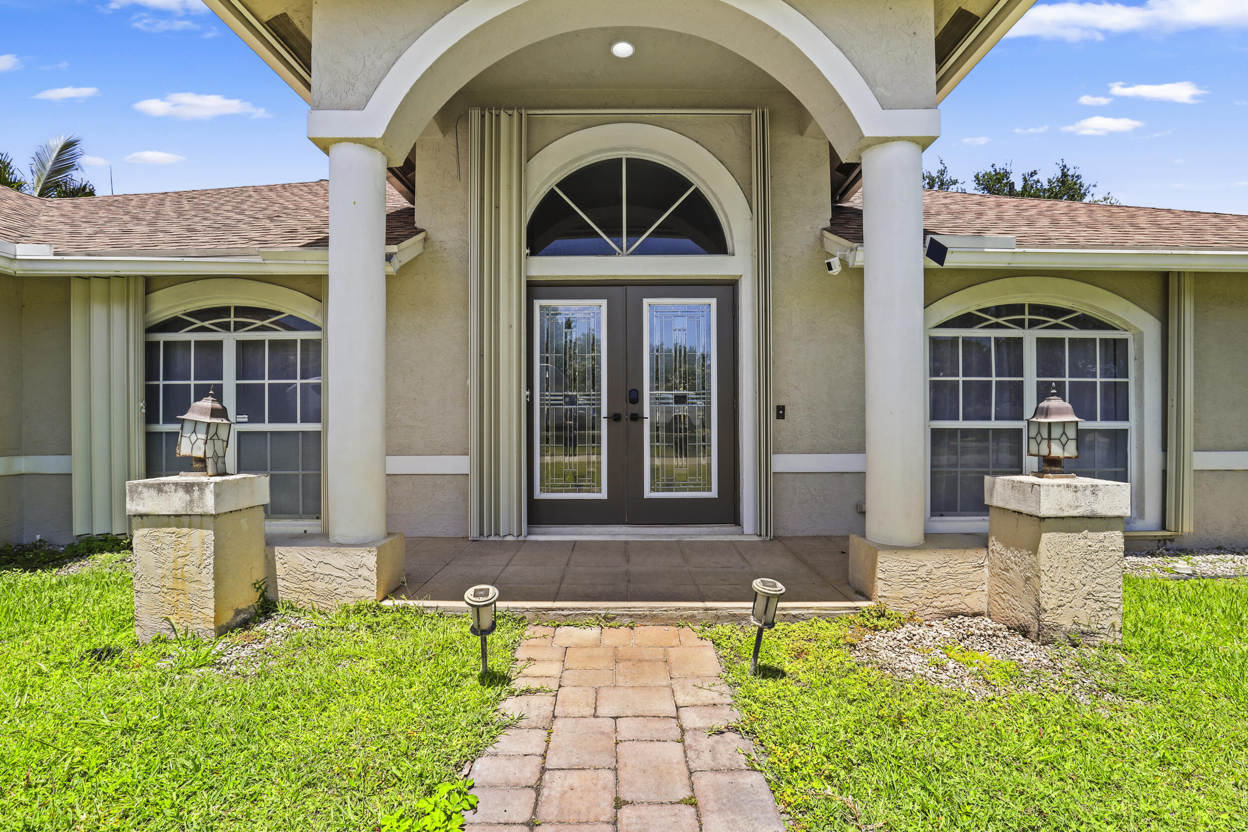 13885 Sheffield Street Property Photo 4