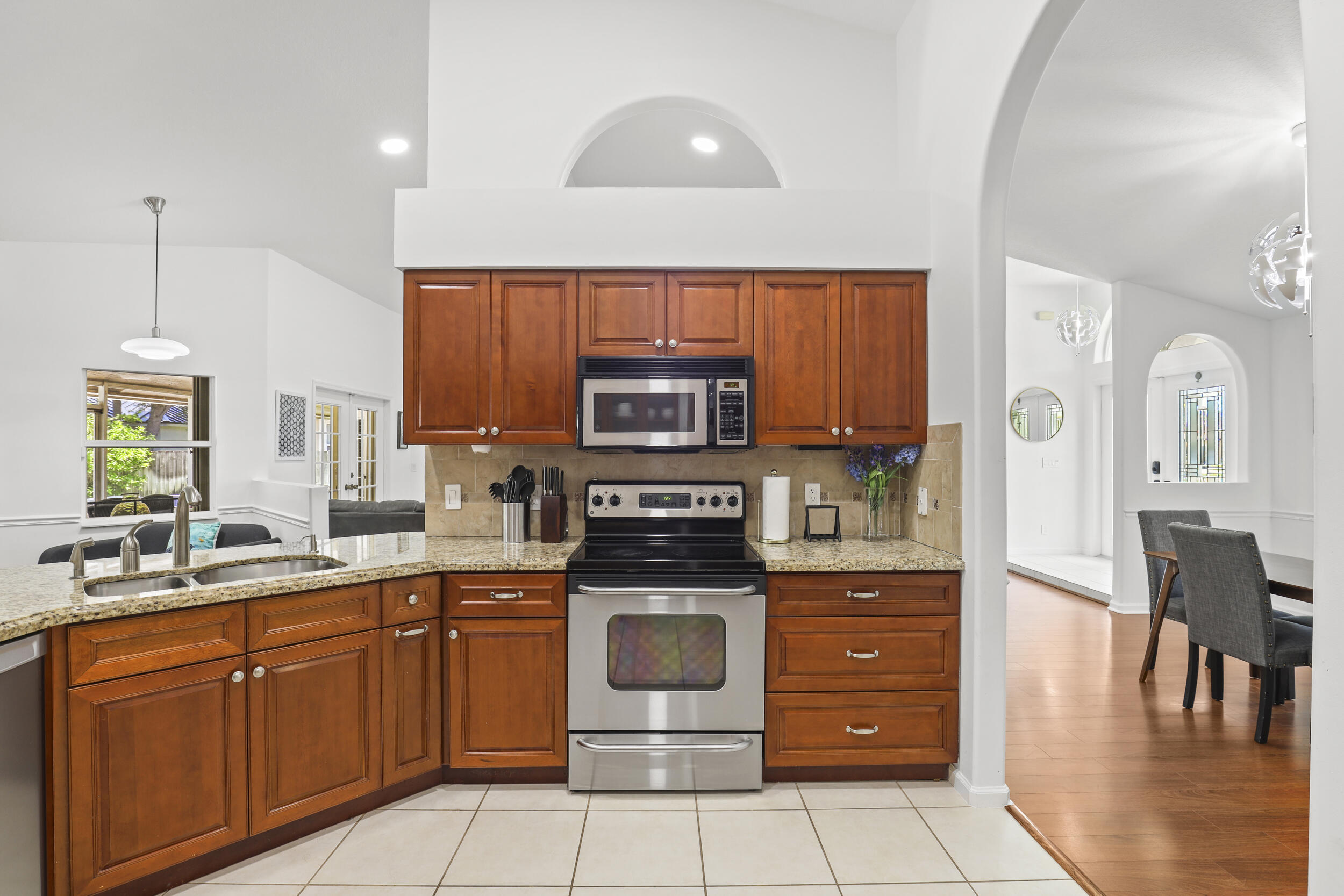 13885 Sheffield Street Property Photo 12