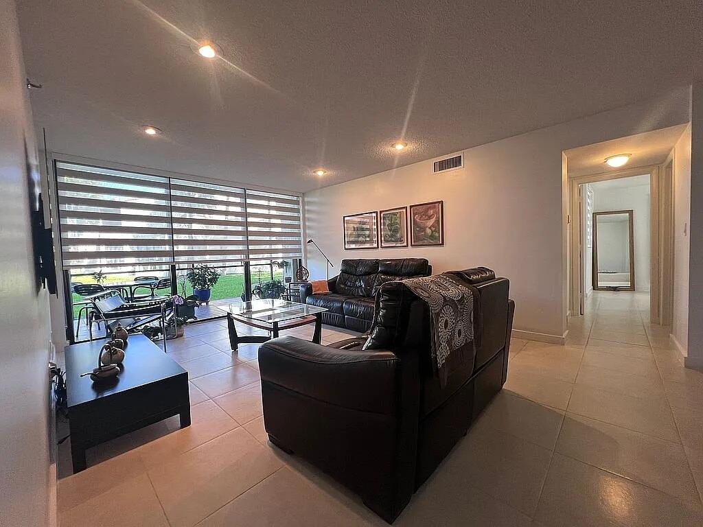 6463 La Costa Drive 105 Property Photo 11