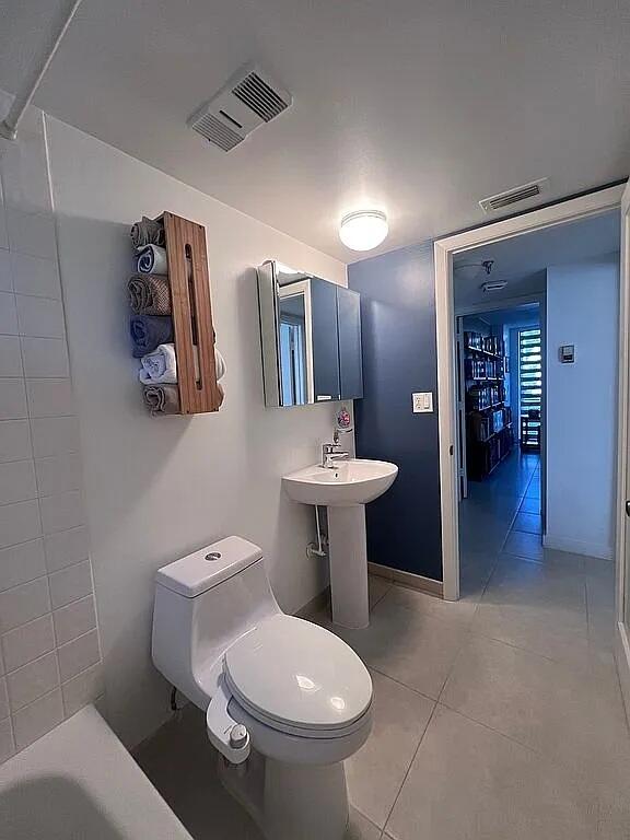 6463 La Costa Drive 105 Property Photo 17