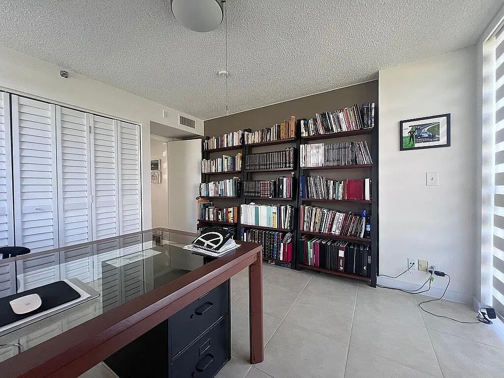 6463 La Costa Drive 105 Property Photo 19