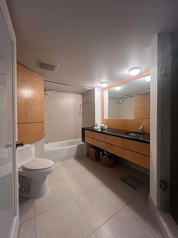 6463 La Costa Drive 105 Property Photo 25