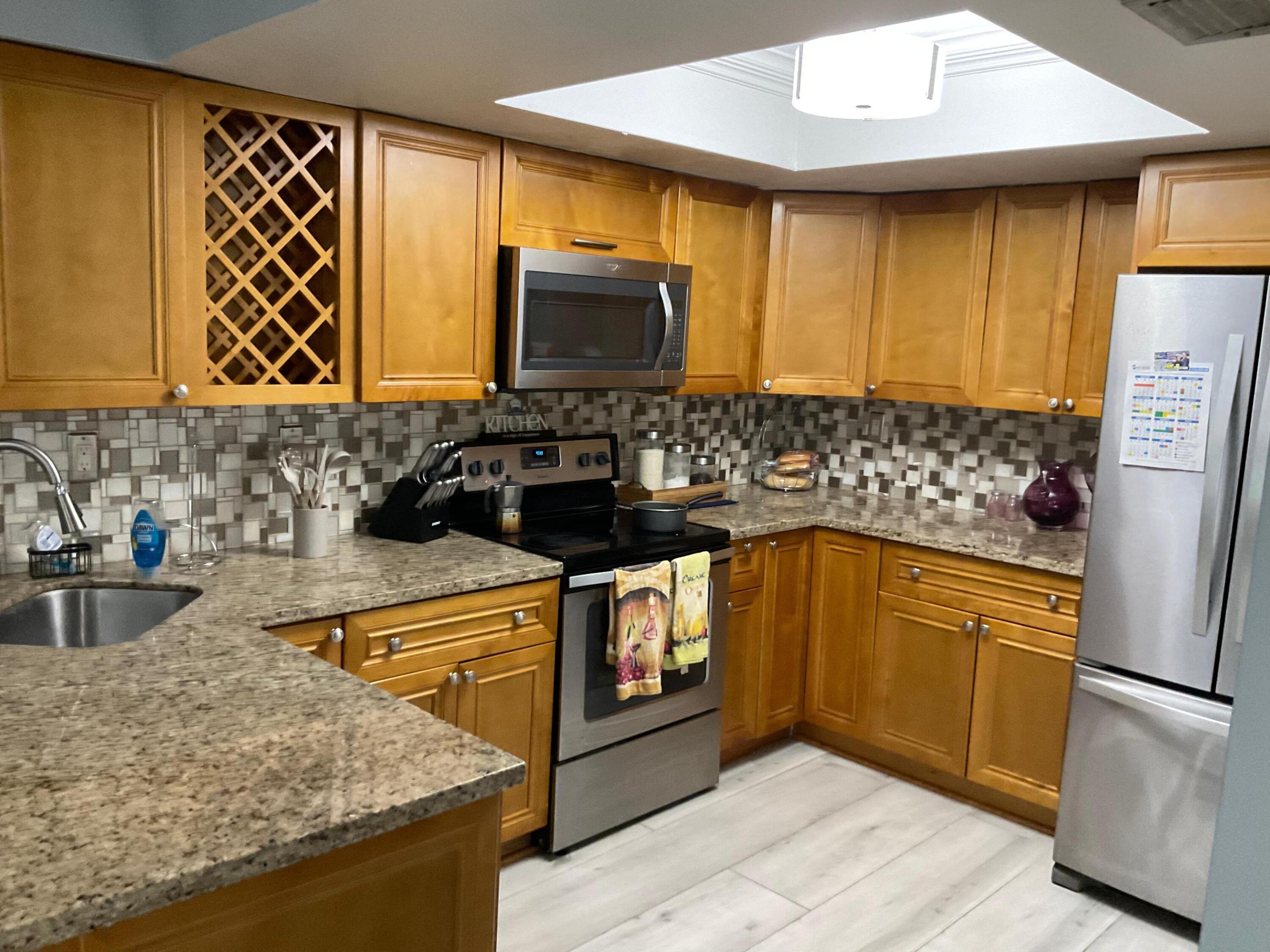 64 Canterbury Lane Property Photo 10