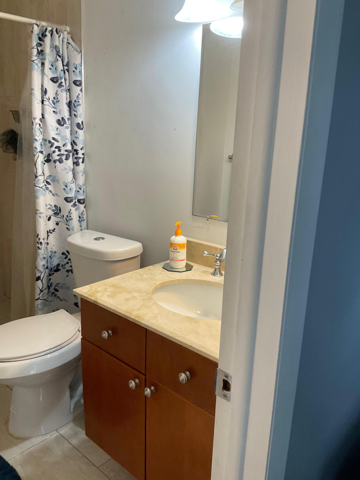64 Canterbury Lane Property Photo 30