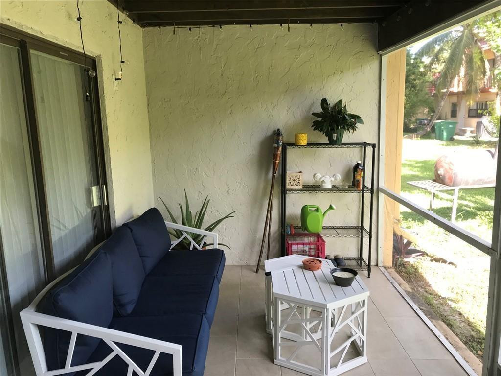 64 Canterbury Lane Property Photo 31