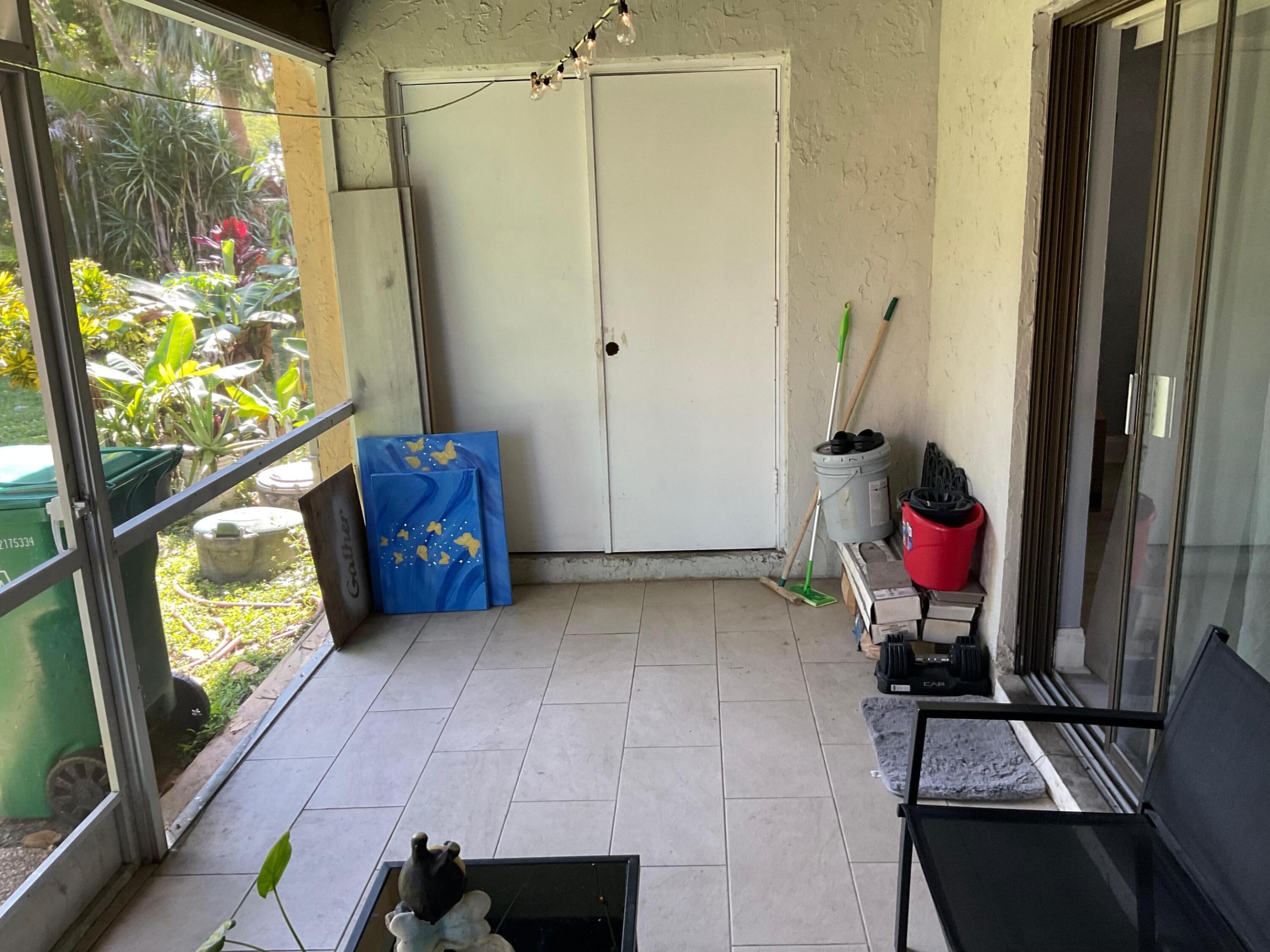 64 Canterbury Lane Property Photo 34