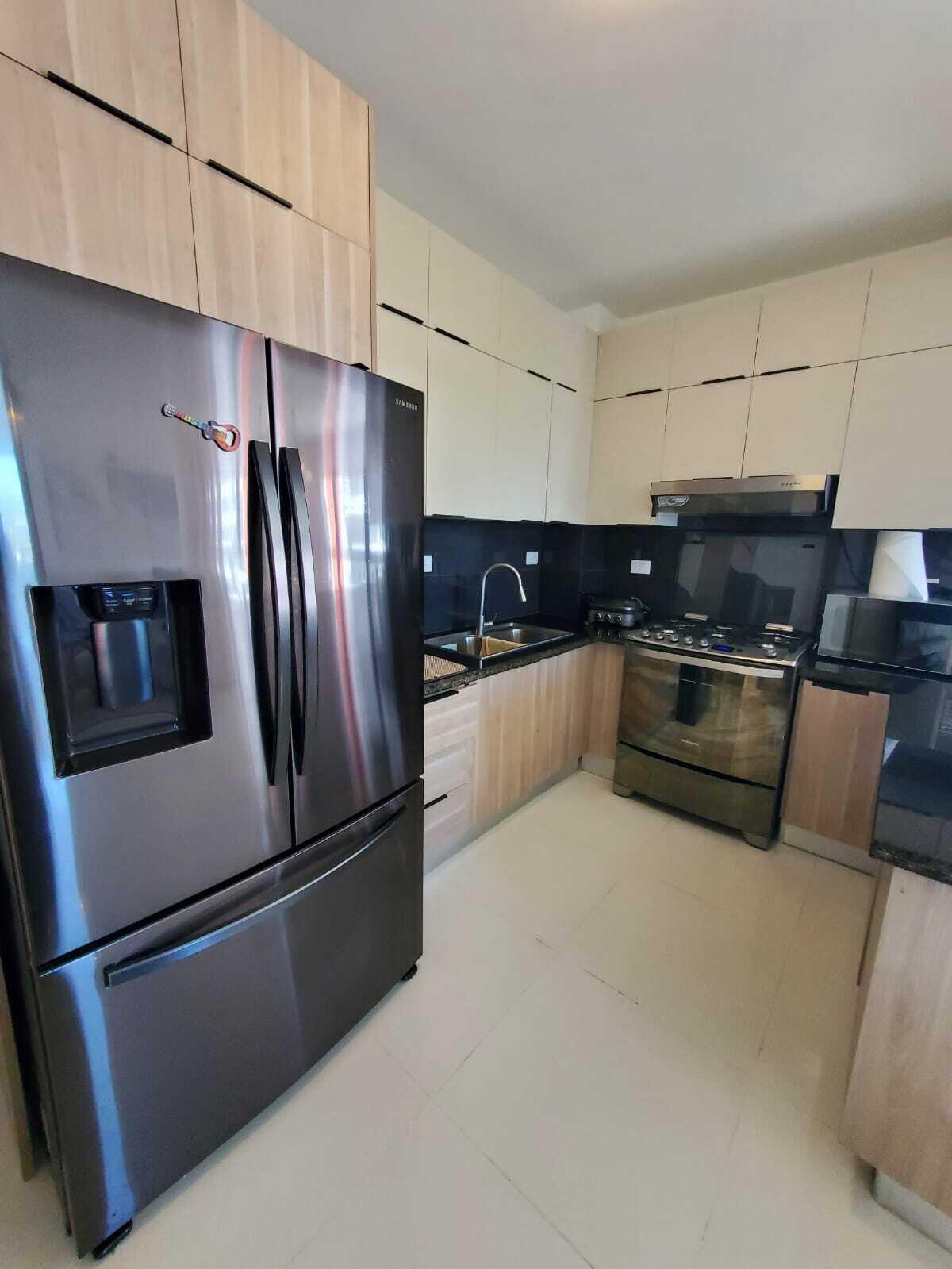 50 C. Los Fereira I8 Property Photo 13