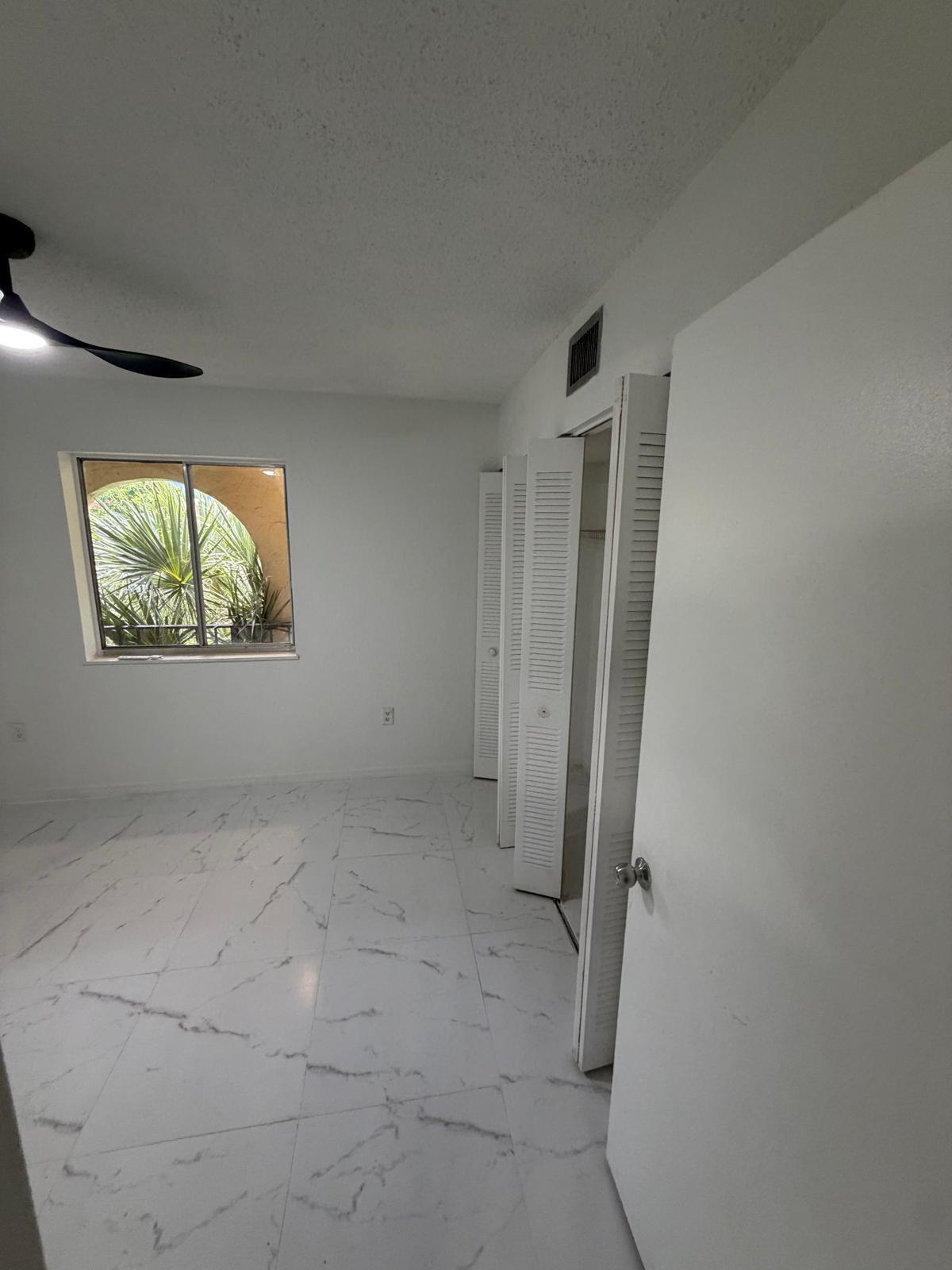 6074 Forest Hill Boulevard 208 Property Photo 17