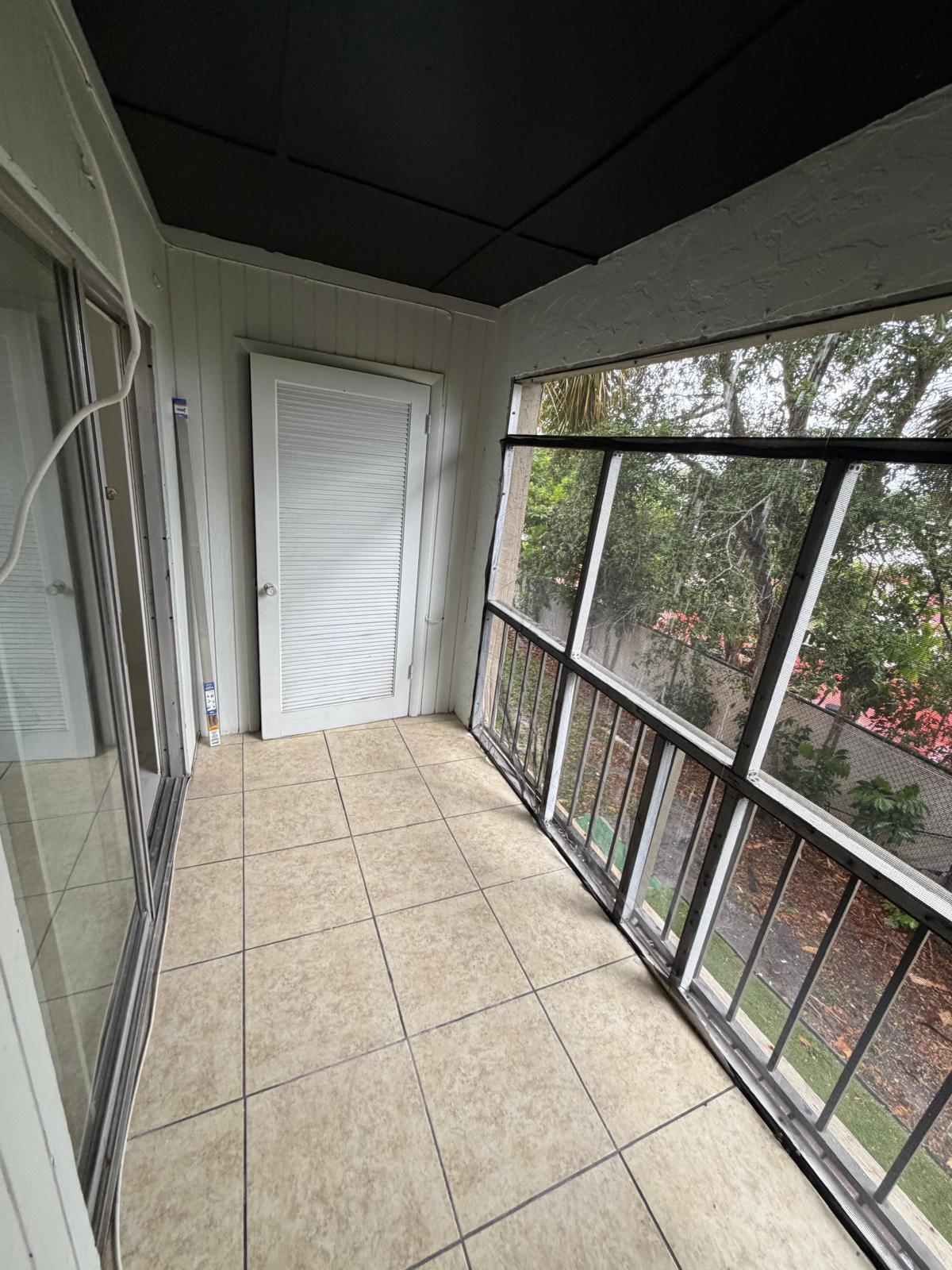 6074 Forest Hill Boulevard 208 Property Photo 18