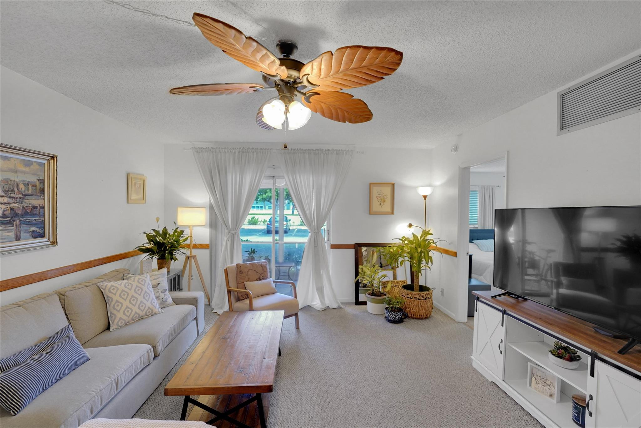 257 S Cypress Road 401 Property Photo 8