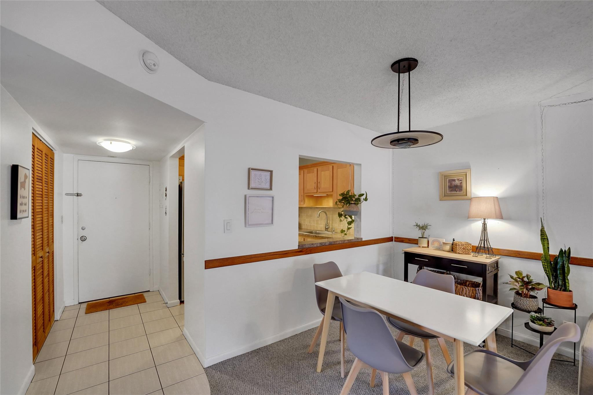 257 S Cypress Road 401 Property Photo 15