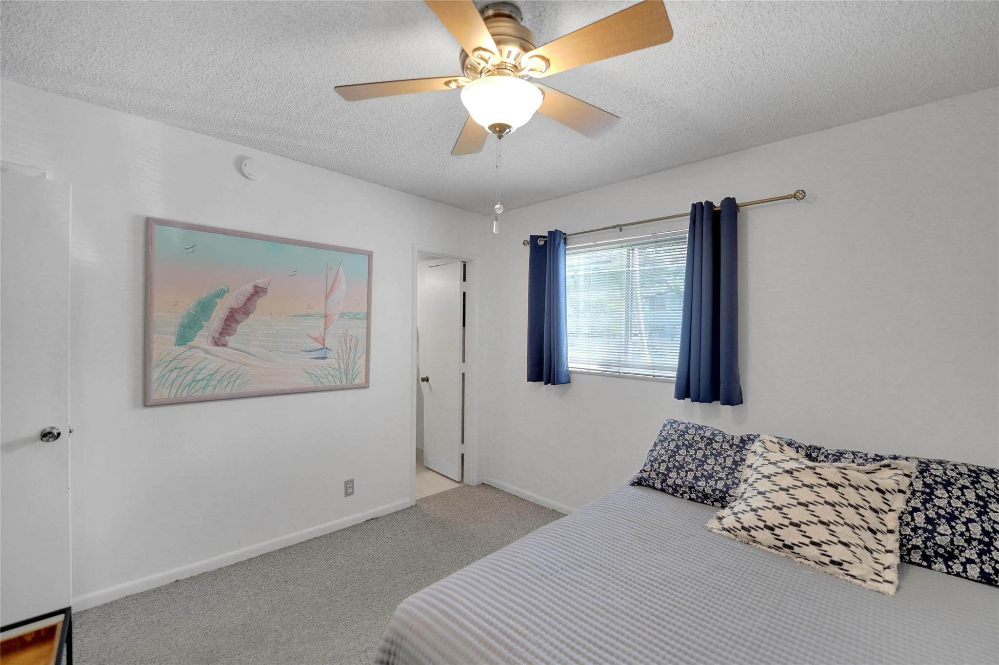 257 S Cypress Road 401 Property Photo 19
