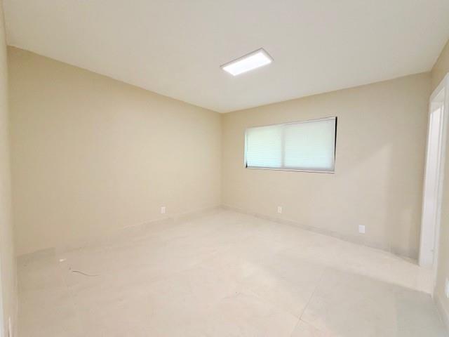 53 Ne 16th Place Property Photo 18