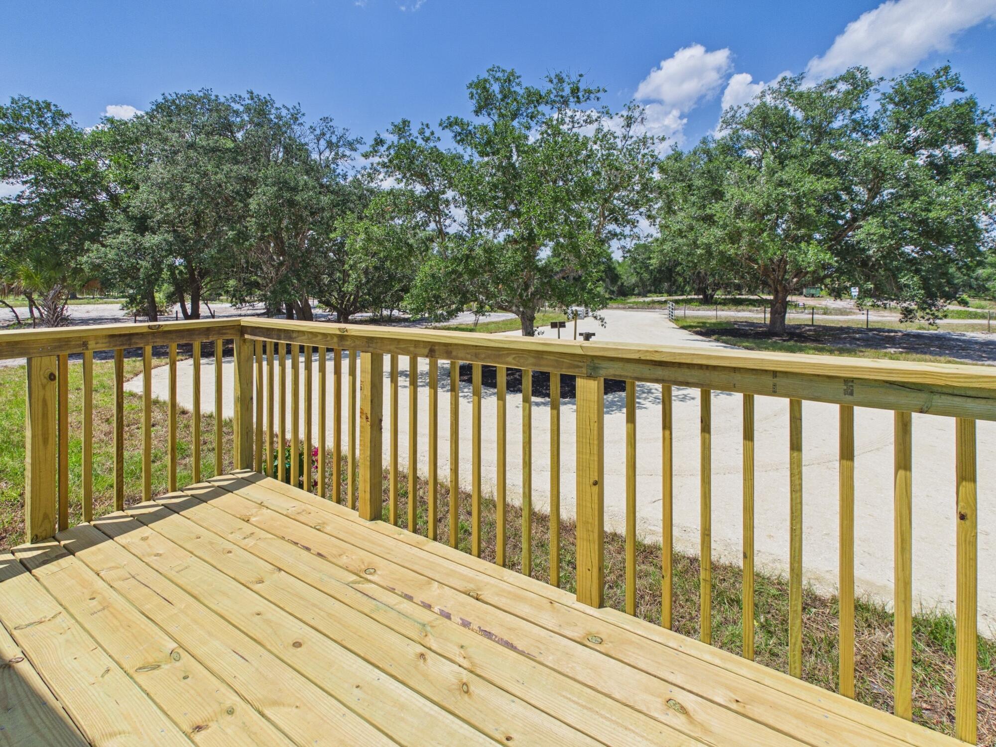 18574 Nw 284th Street Property Photo 9