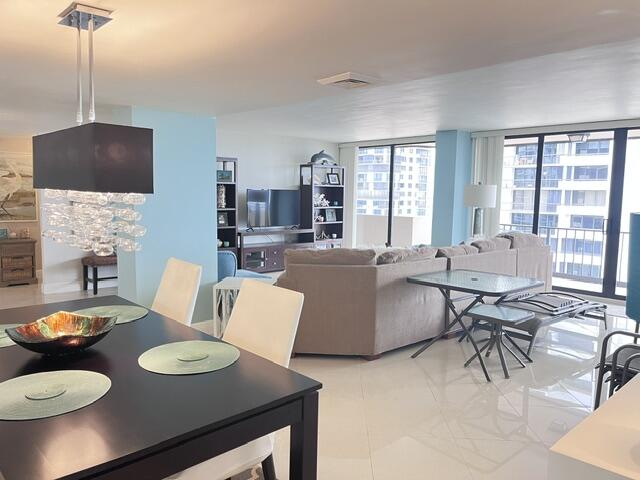 4200 N Ocean Drive 2-1104 Property Photo 7