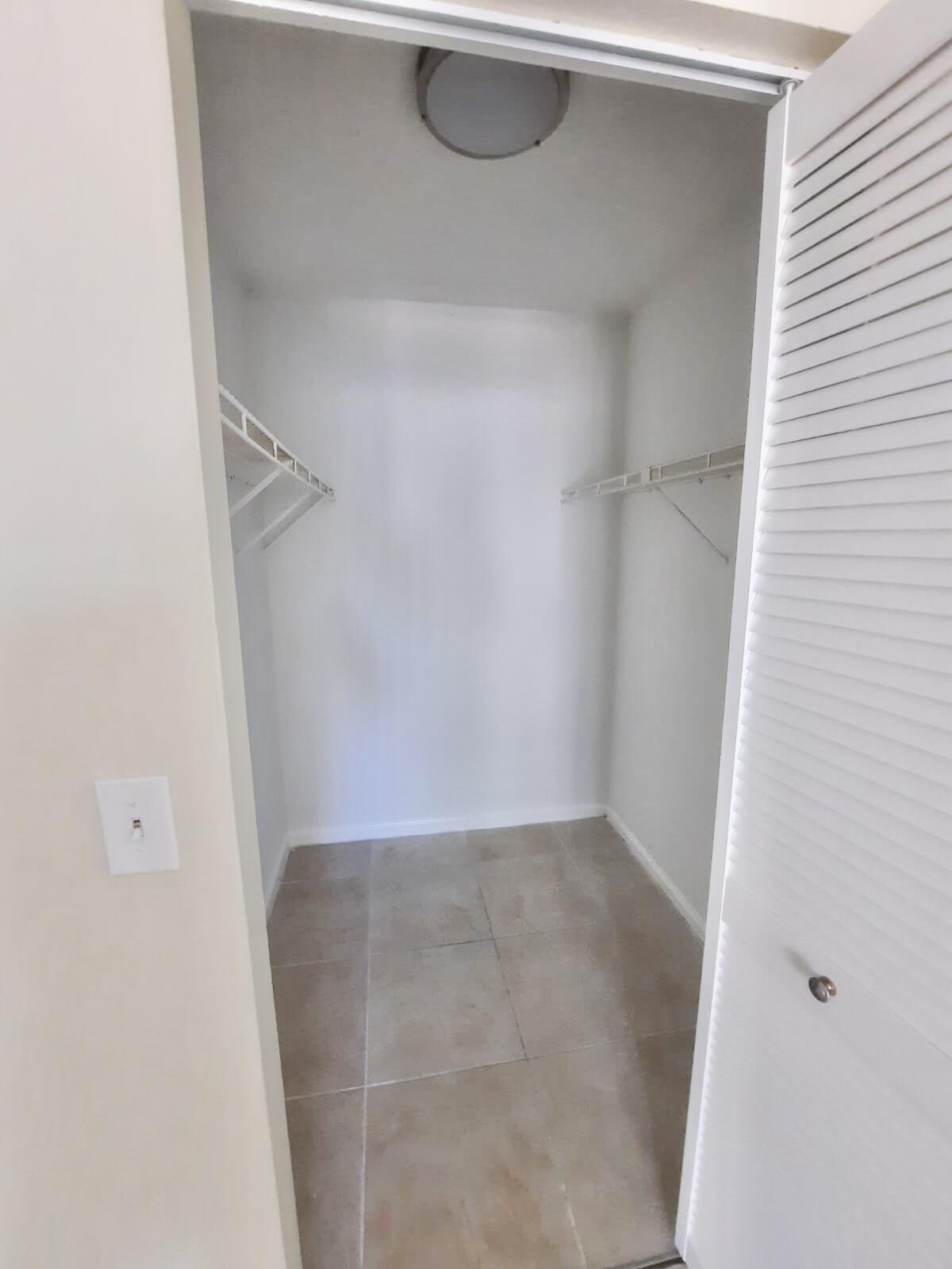 1500 N Congress Avenue B29 Property Photo 9
