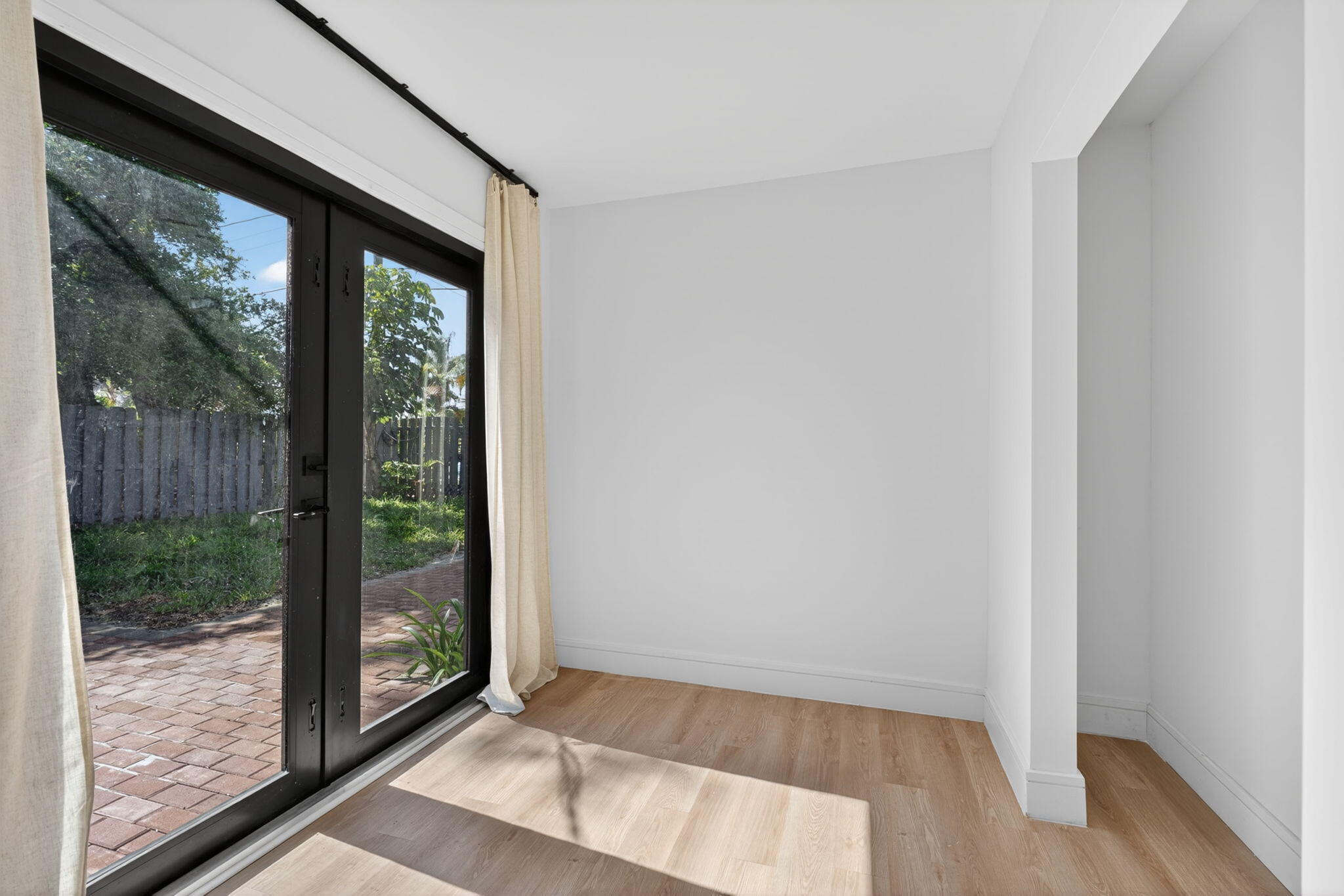 454 Dover Road Property Photo 37
