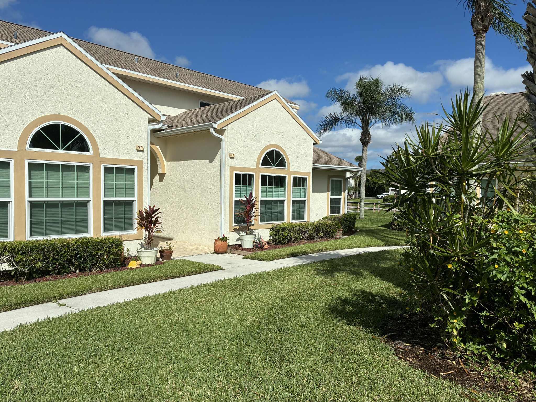 1827 Aynsley Way 4 Property Photo 1