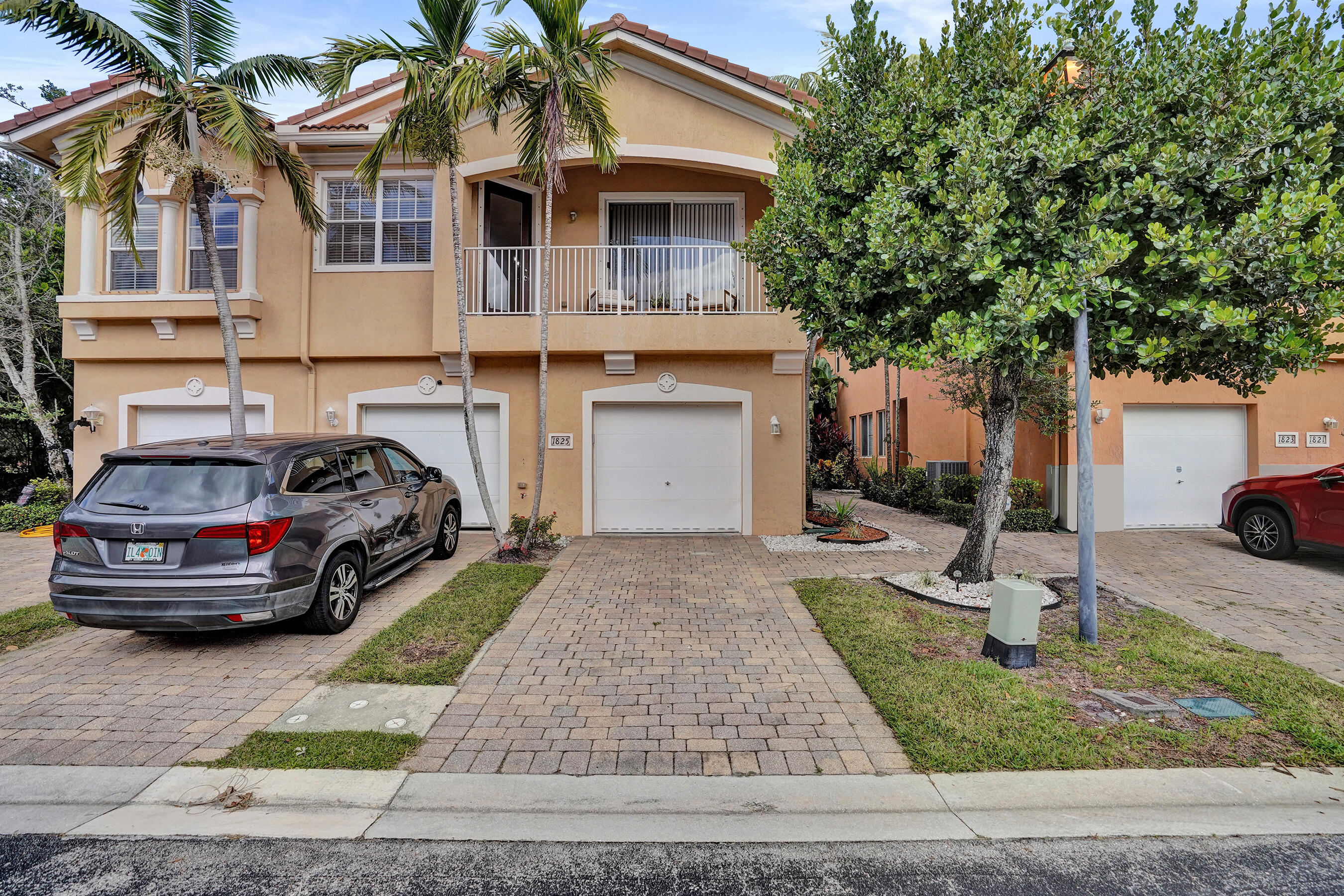 1825 Sonrisa Street 1825 Property Photo 22