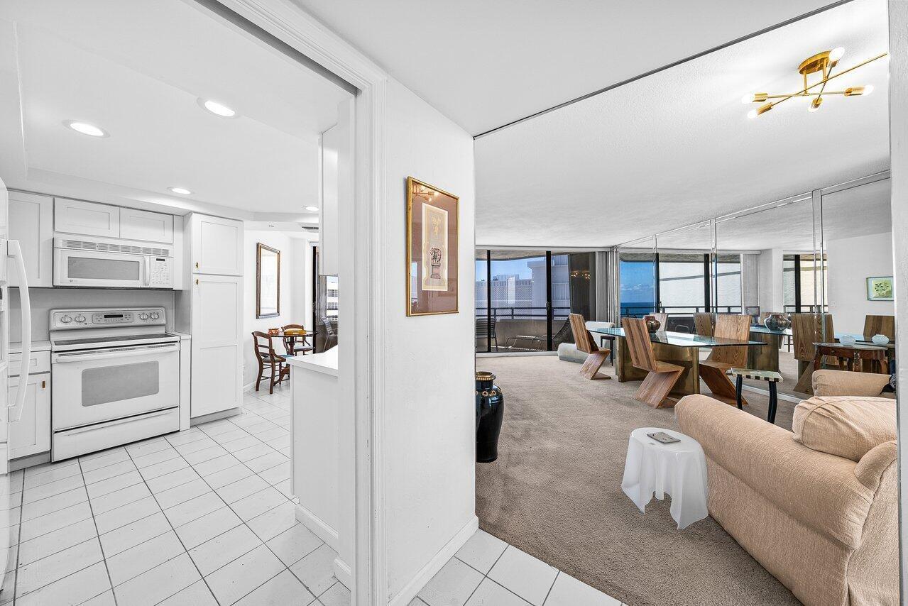 3560 S Ocean Boulevard 809 Property Photo 4