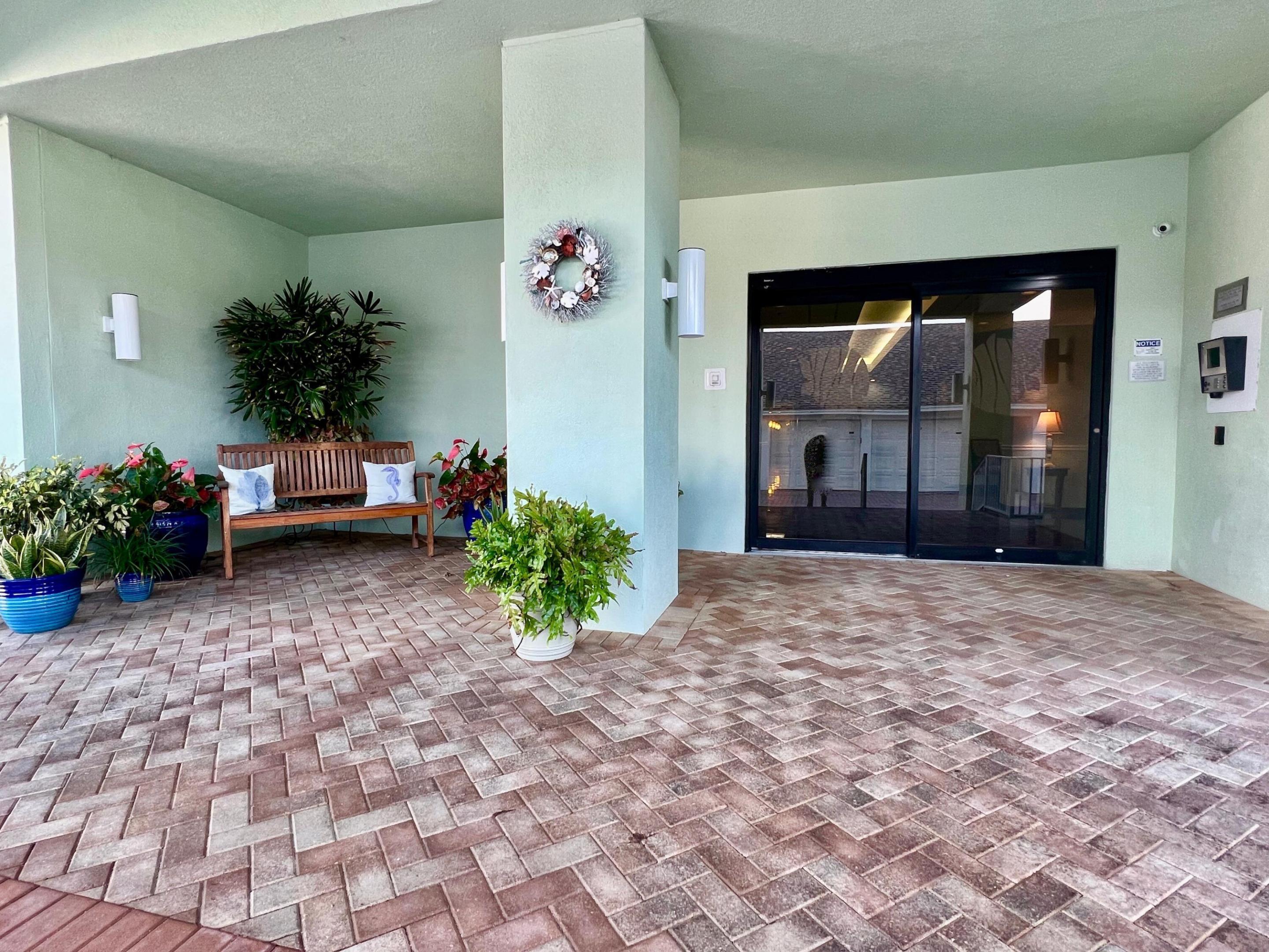 2700 N Highway A1a 1301 Property Photo 2