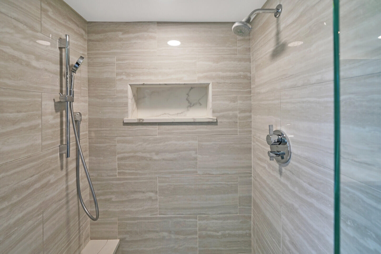 19800 Sandpointe Bay Drive 512 Property Photo 31