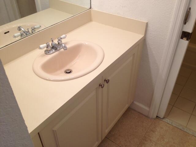229 E 3rd Street 2 Property Photo 7
