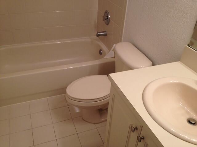 229 E 3rd Street 2 Property Photo 8