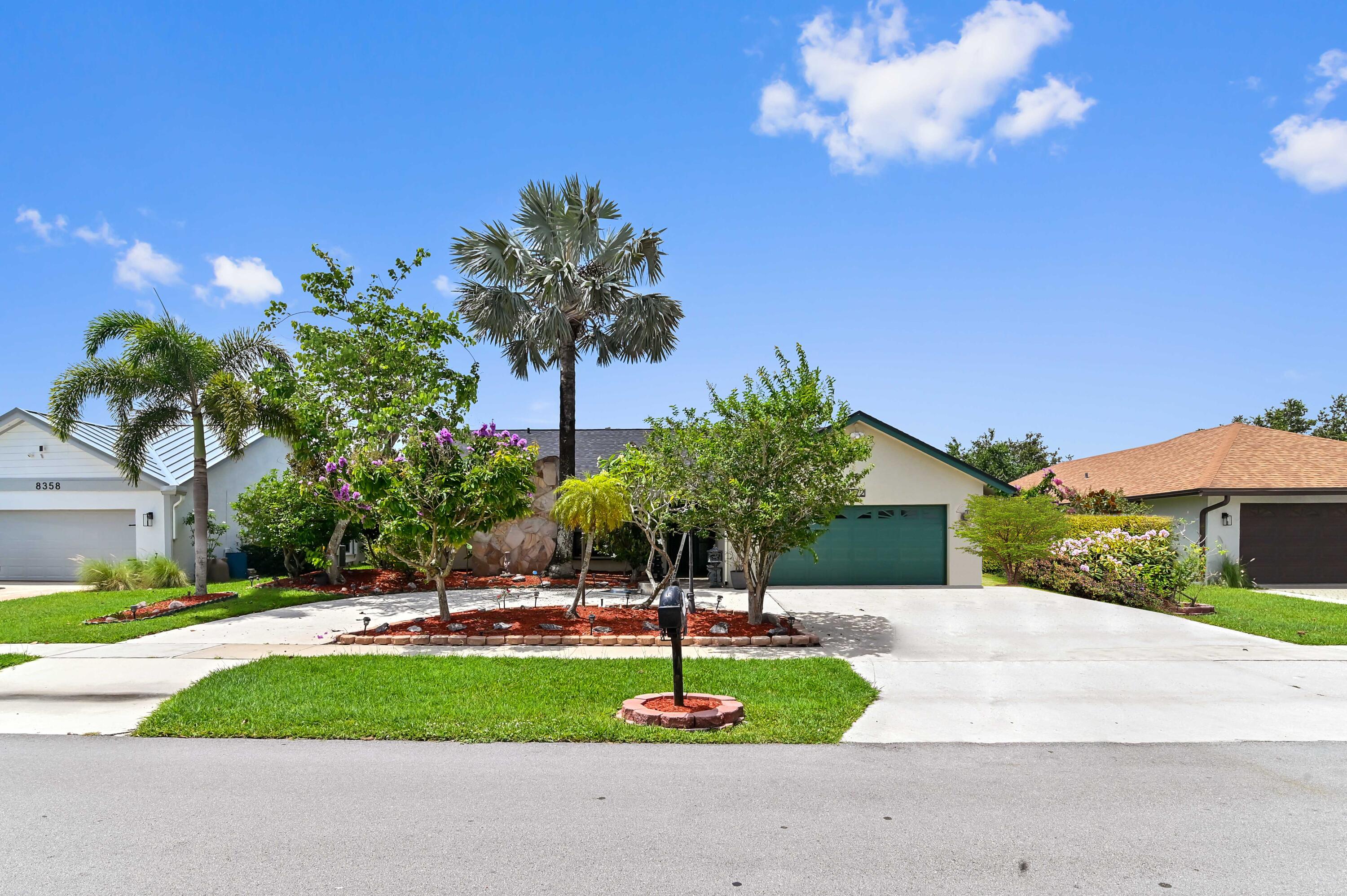 8372 Myakka Court