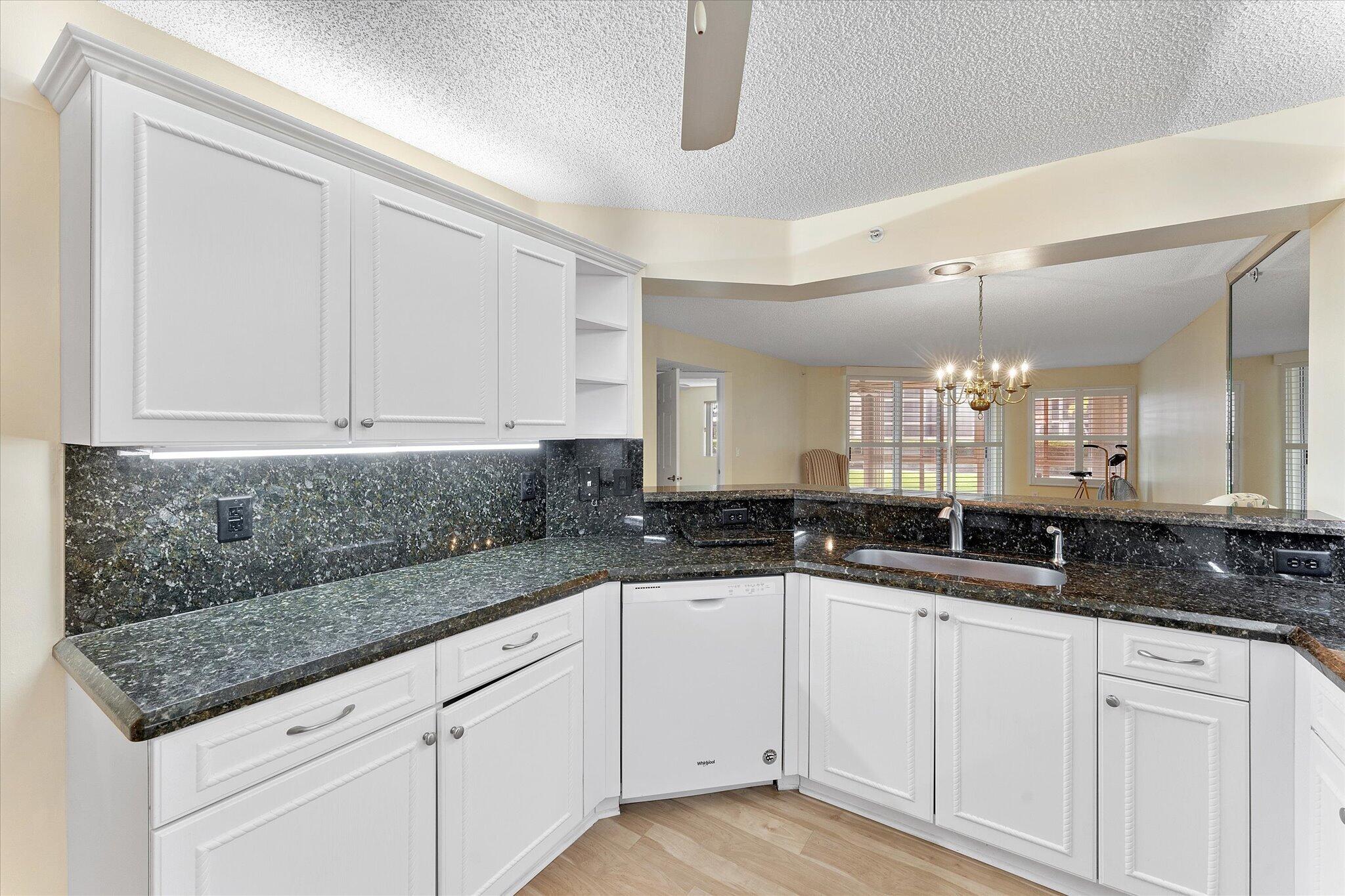 7618 Granville Drive 110-e Property Photo 7