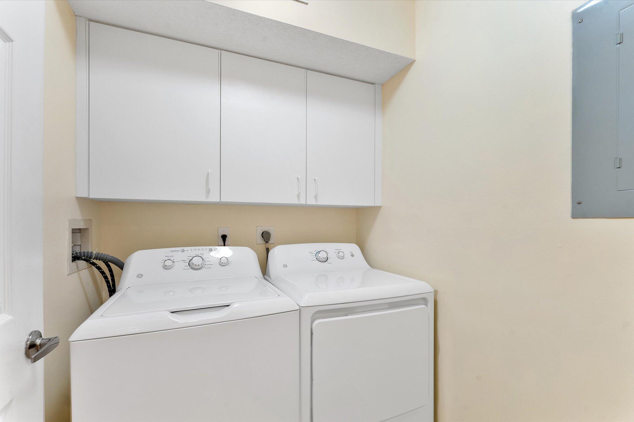 7618 Granville Drive 110-e Property Photo 13