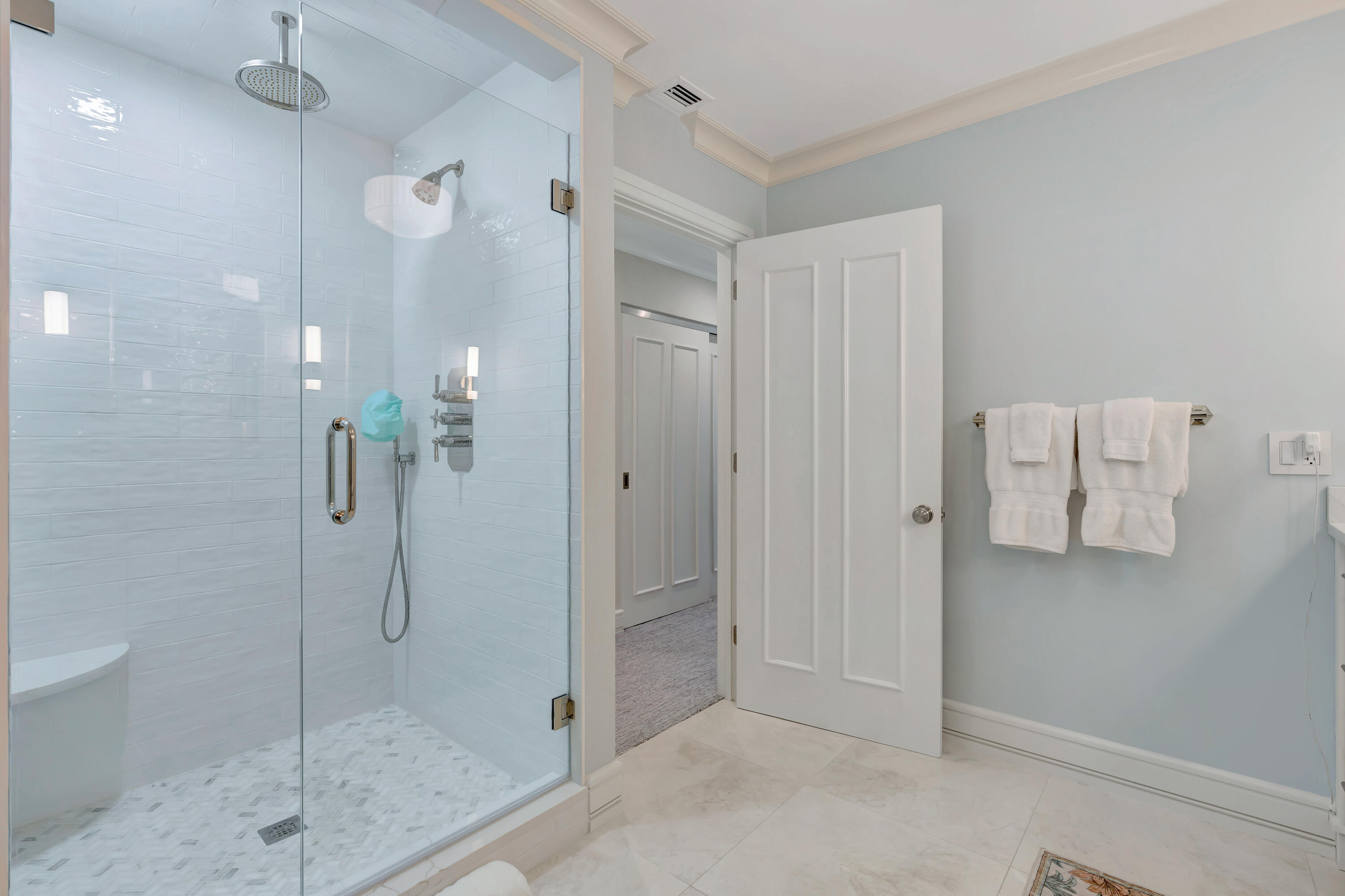 1201 Captains Way Property Photo 17