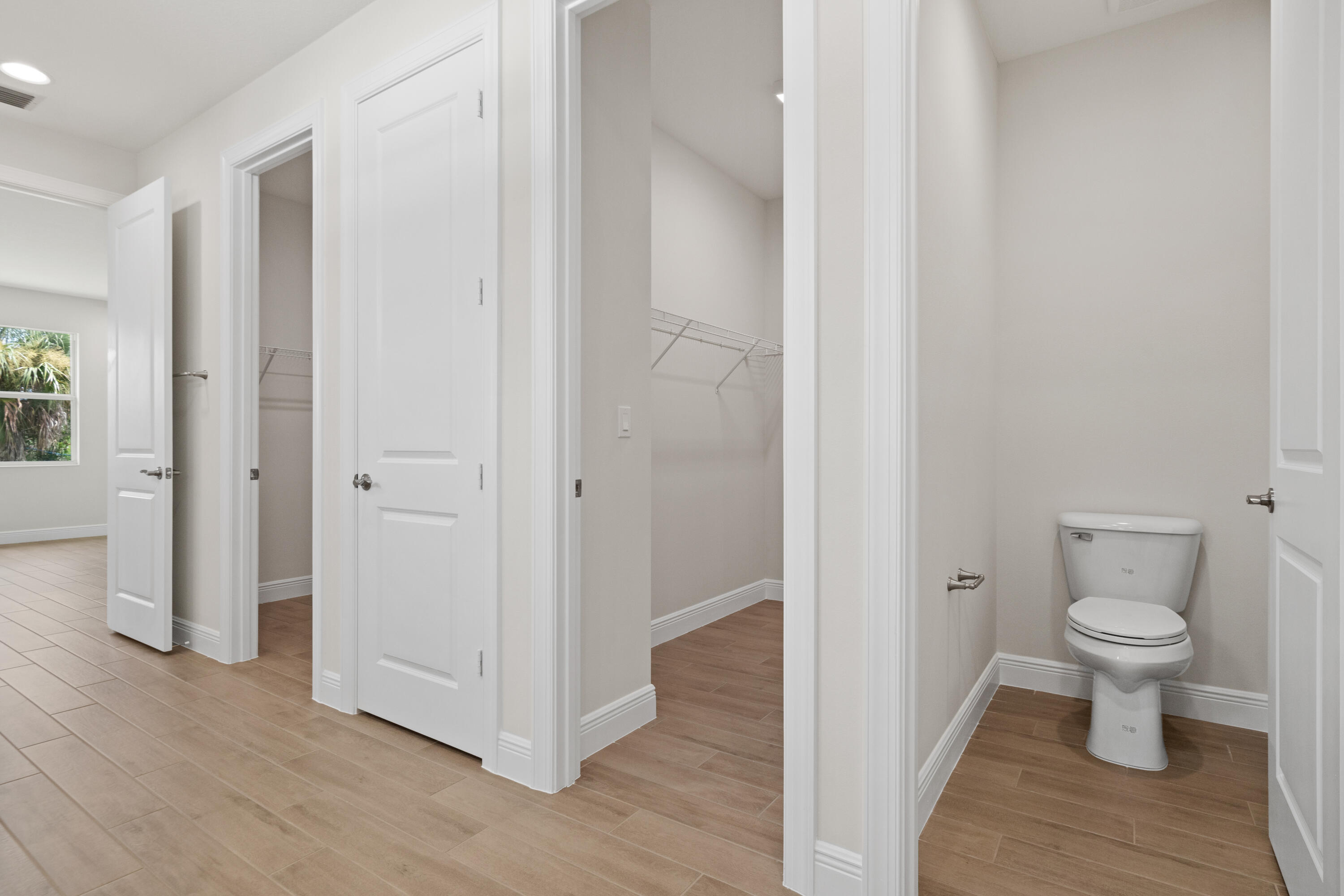 4018 Tower Pointe Way Property Photo 17
