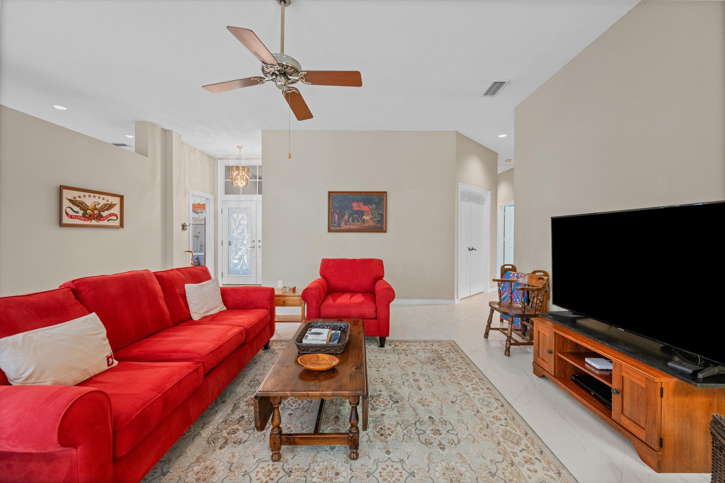178 Hampton Place Property Photo 7