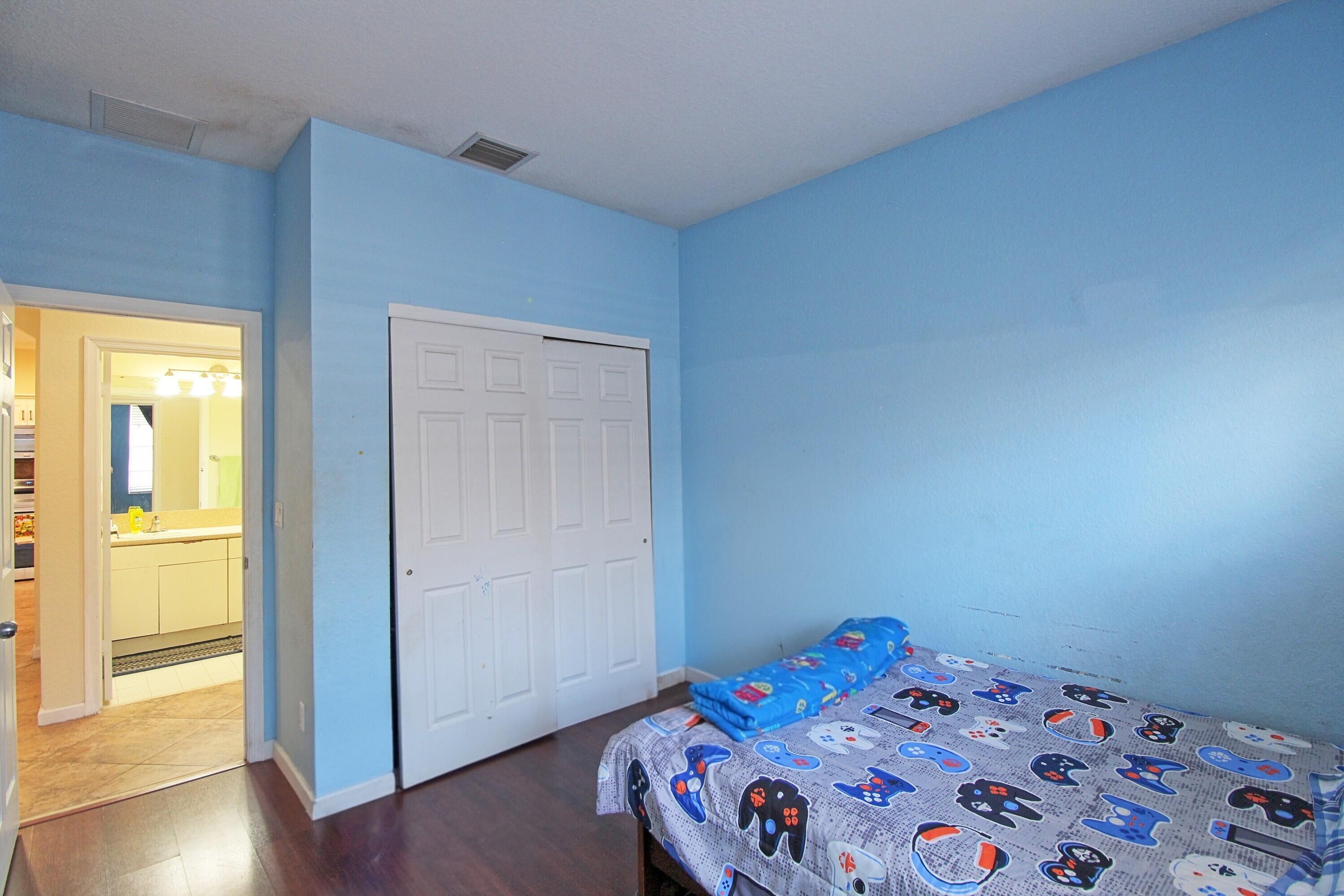 1796 Sw Jamesport Drive Property Photo 15