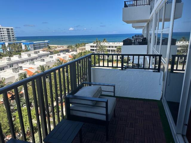 531 N Ocean Boulevard 903 Property Photo 2