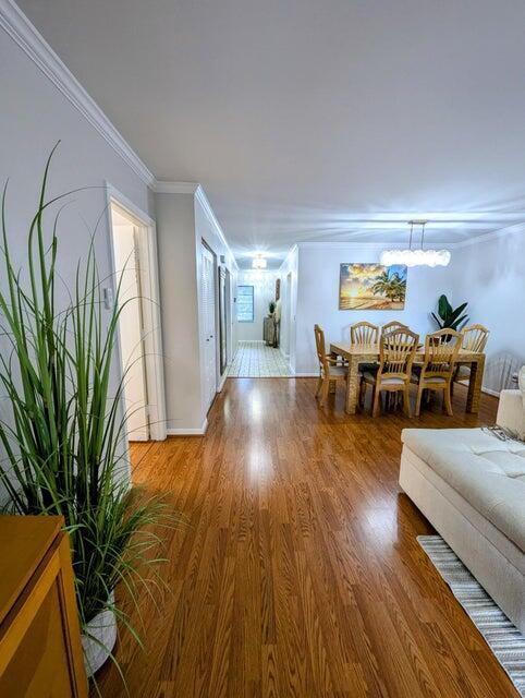 21362 Juego Circle 33f Property Photo 25