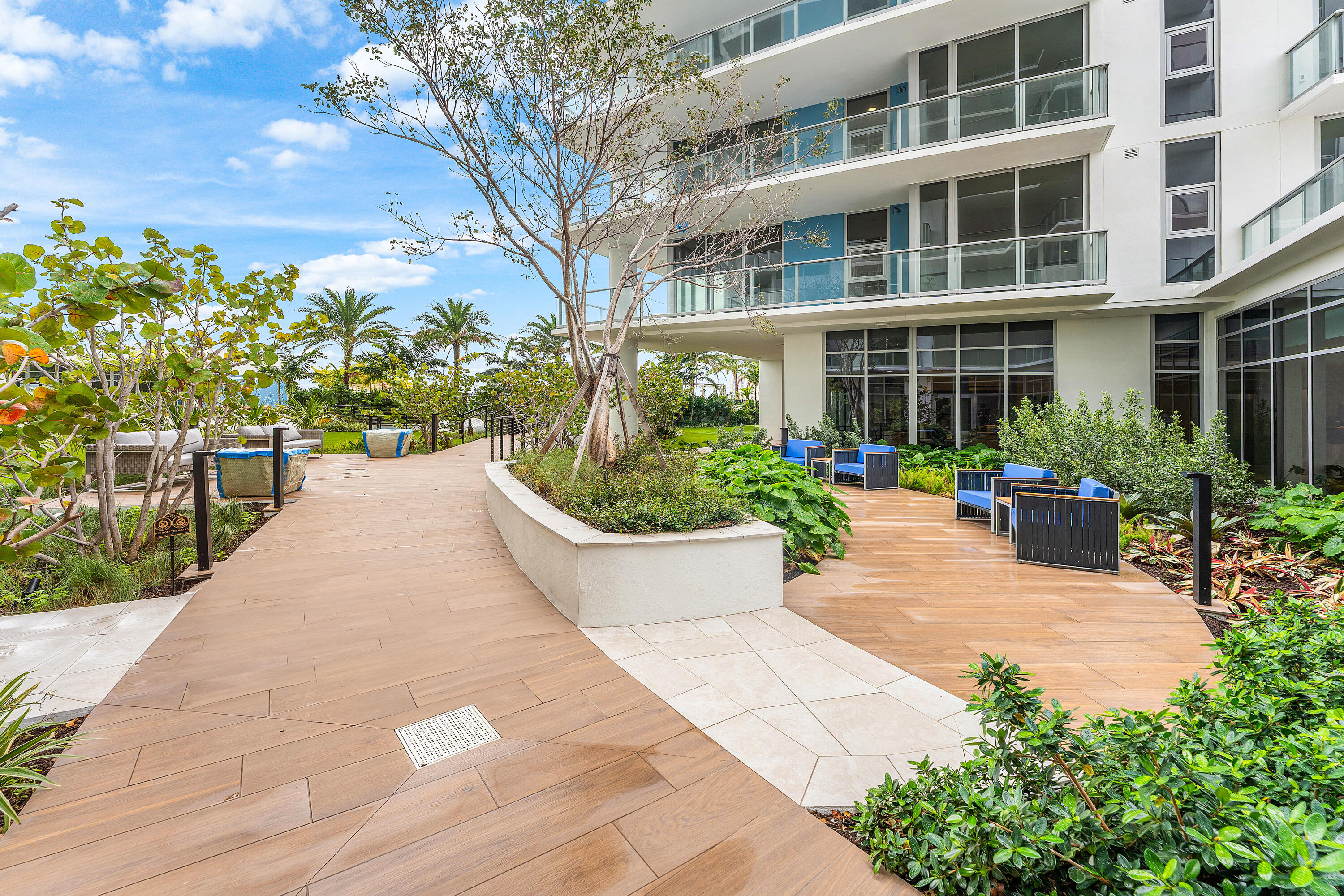 220 Lake Shore Drive 1508 Property Photo 40