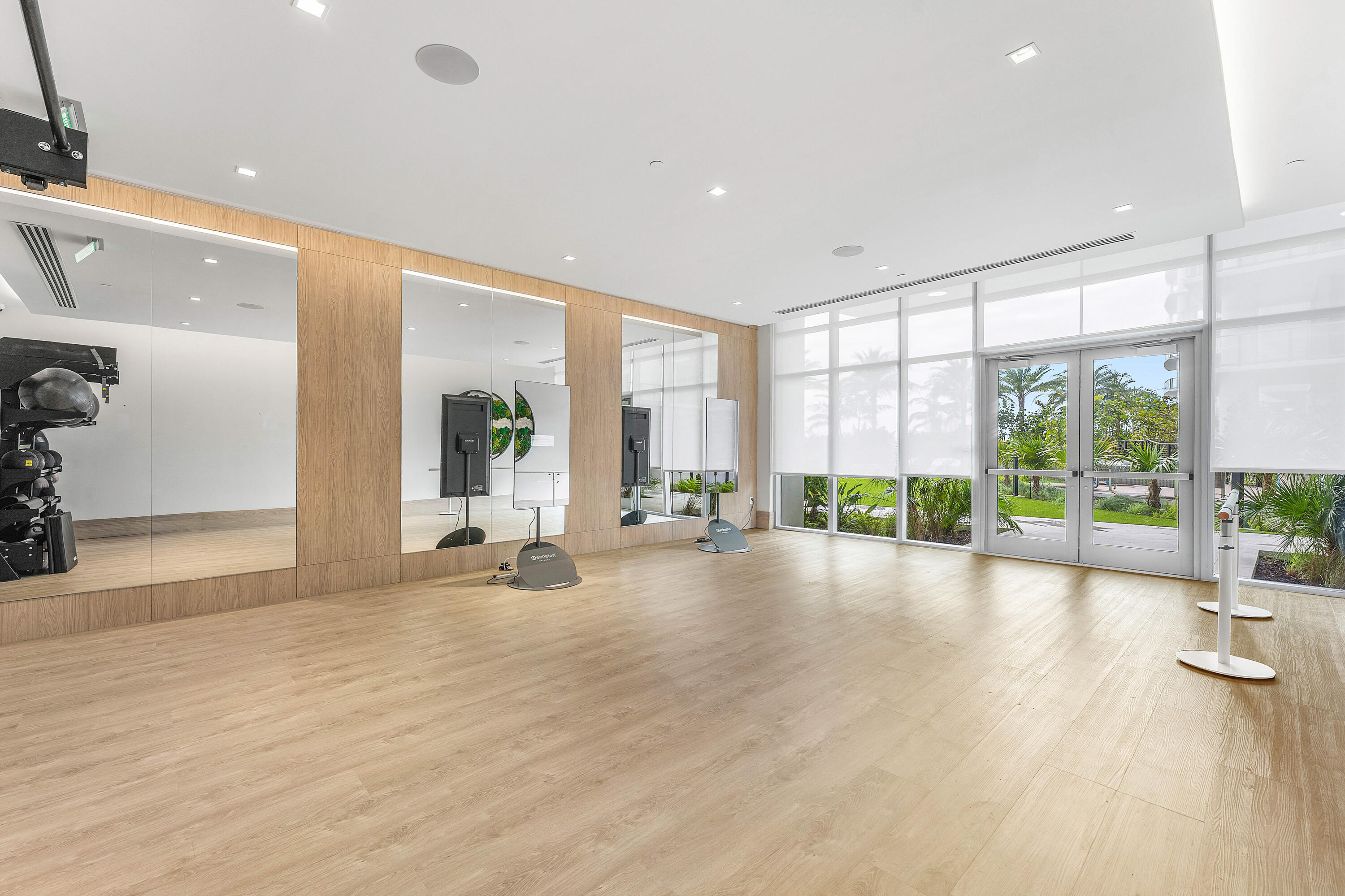 220 Lake Shore Drive 1508 Property Photo 48
