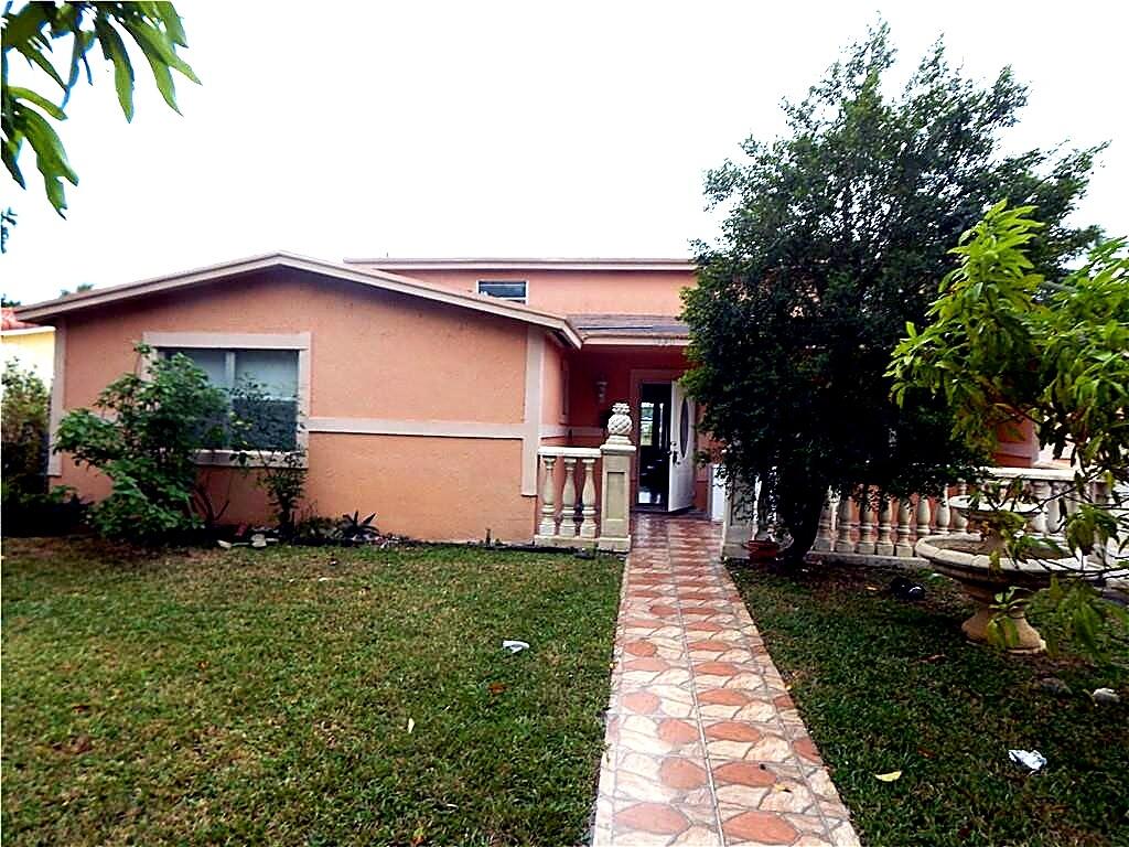3640 NW 39th Street