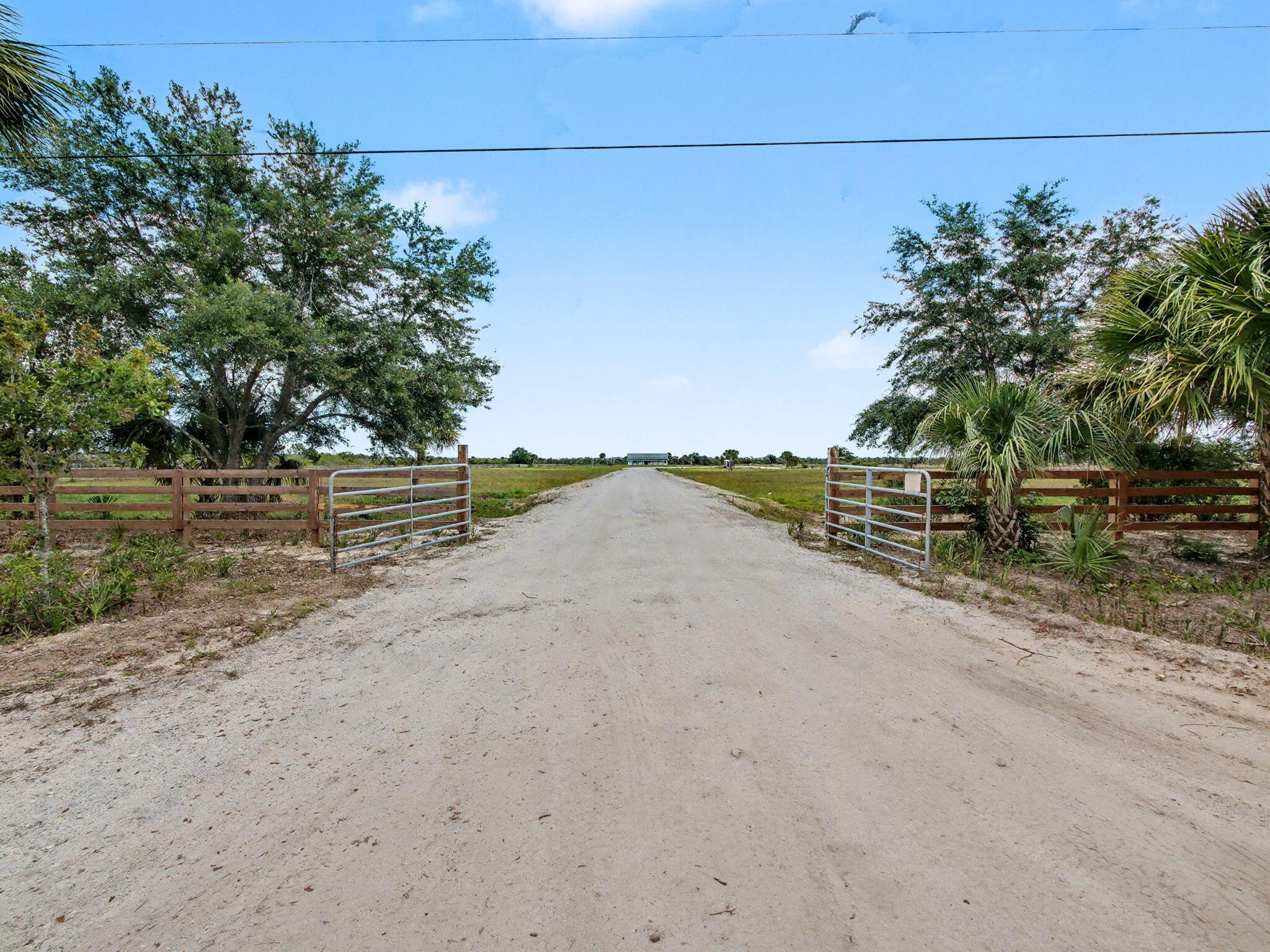9480 Carlton Road Property Photo 33