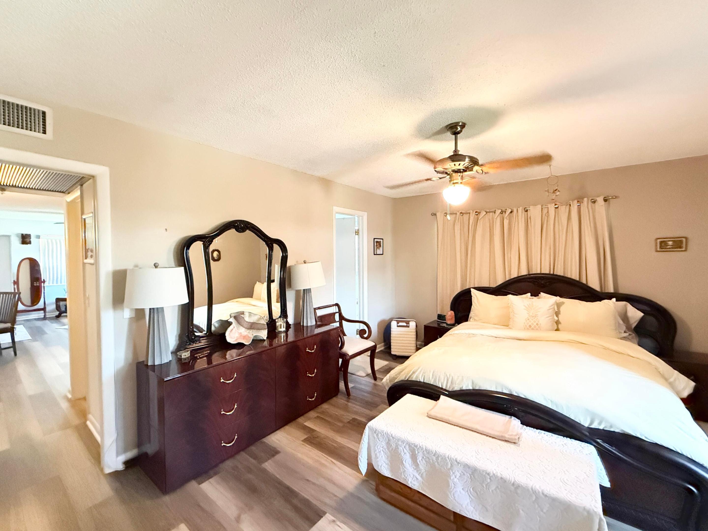 228 Canterbury J Property Photo 10