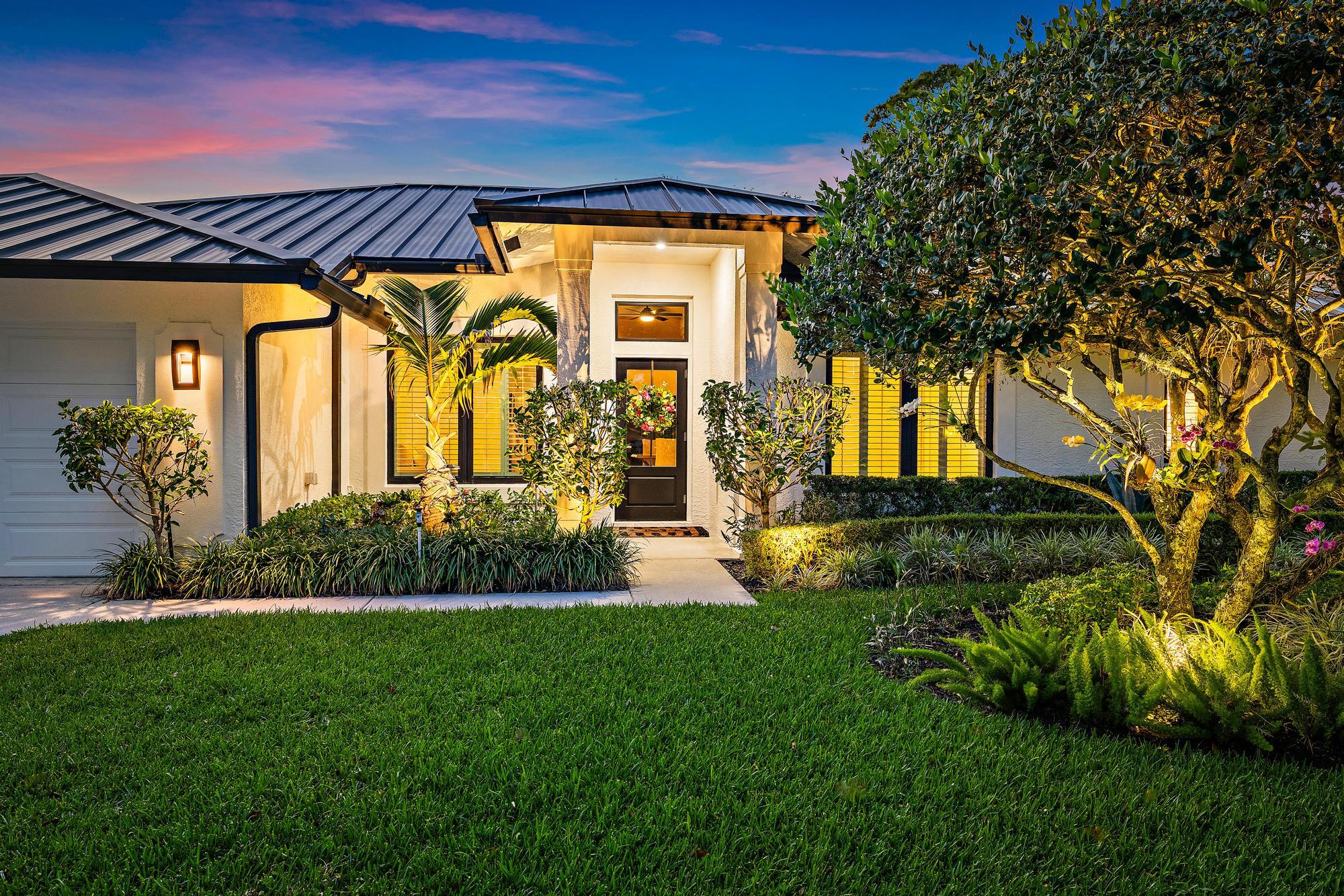 6685 Winding Lake Drive Property Photo 2
