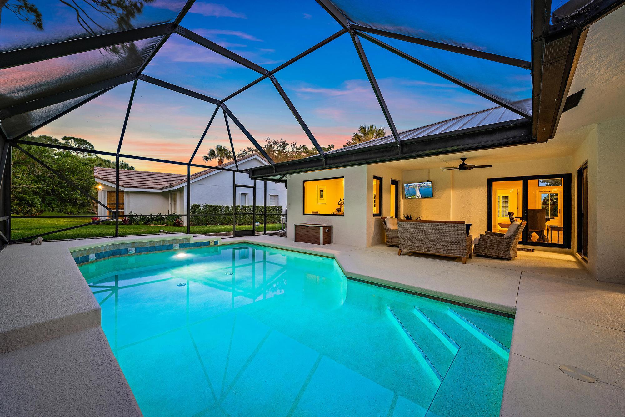 6685 Winding Lake Drive Property Photo 4