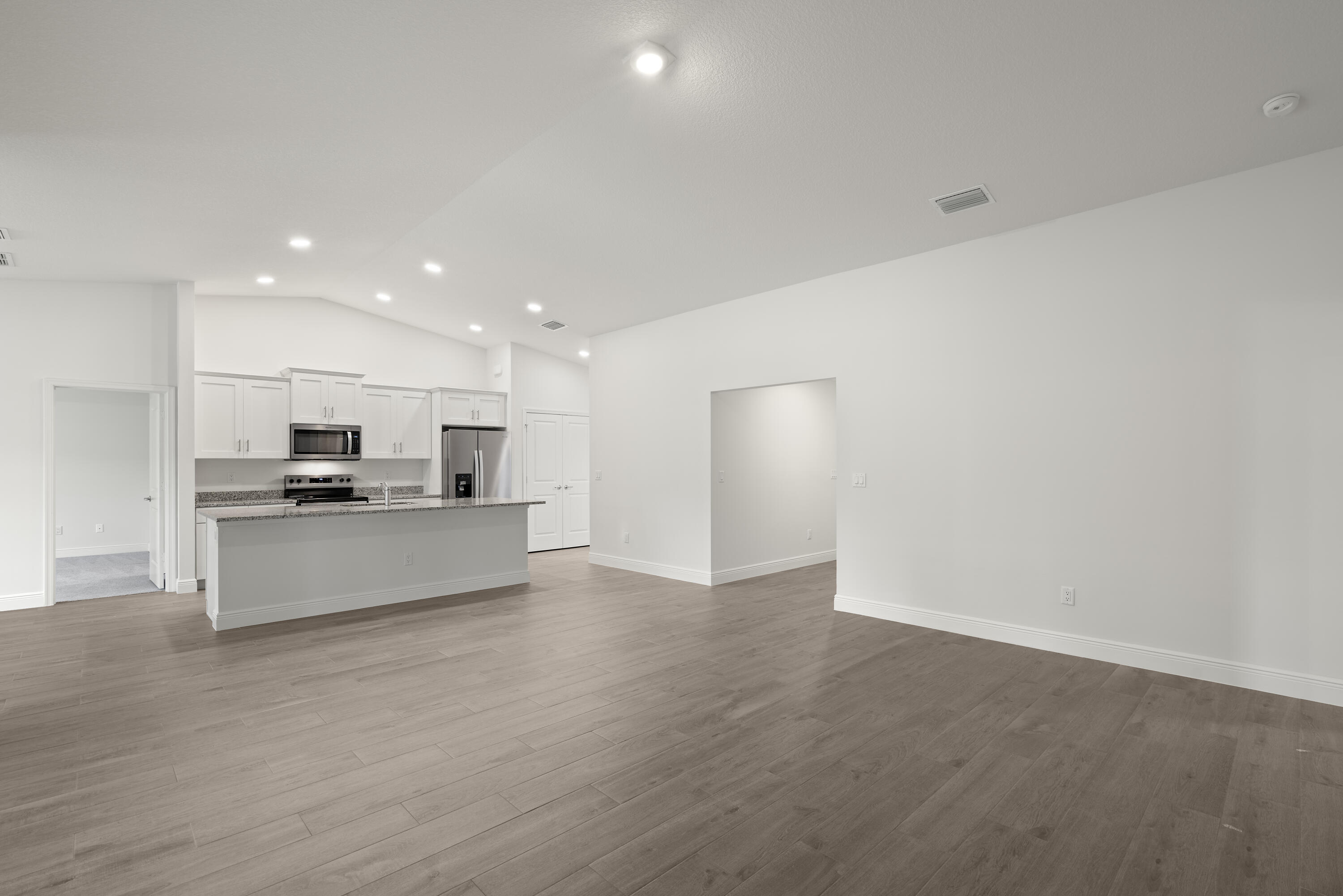16227 69th Street N Property Photo 3