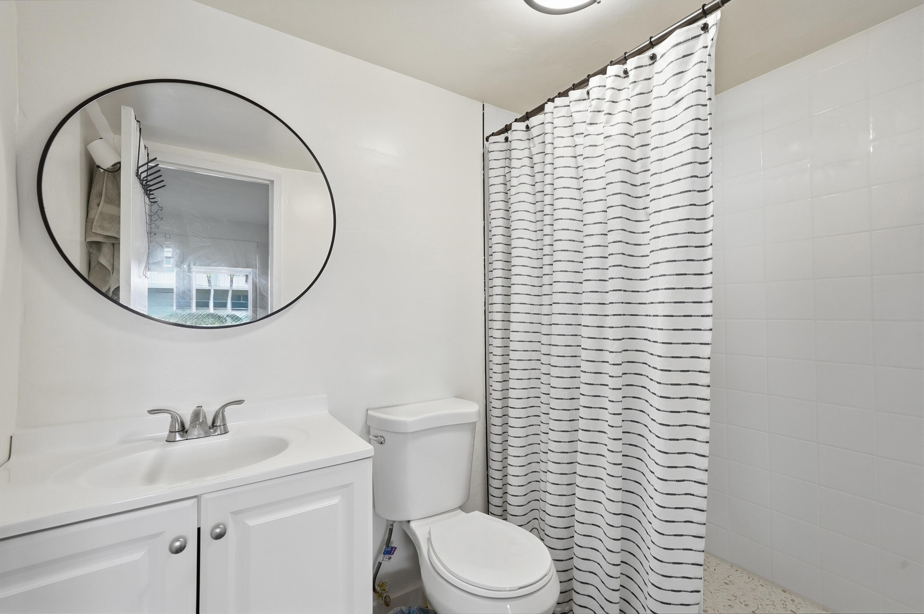 251 Monaco Way Property Photo 20