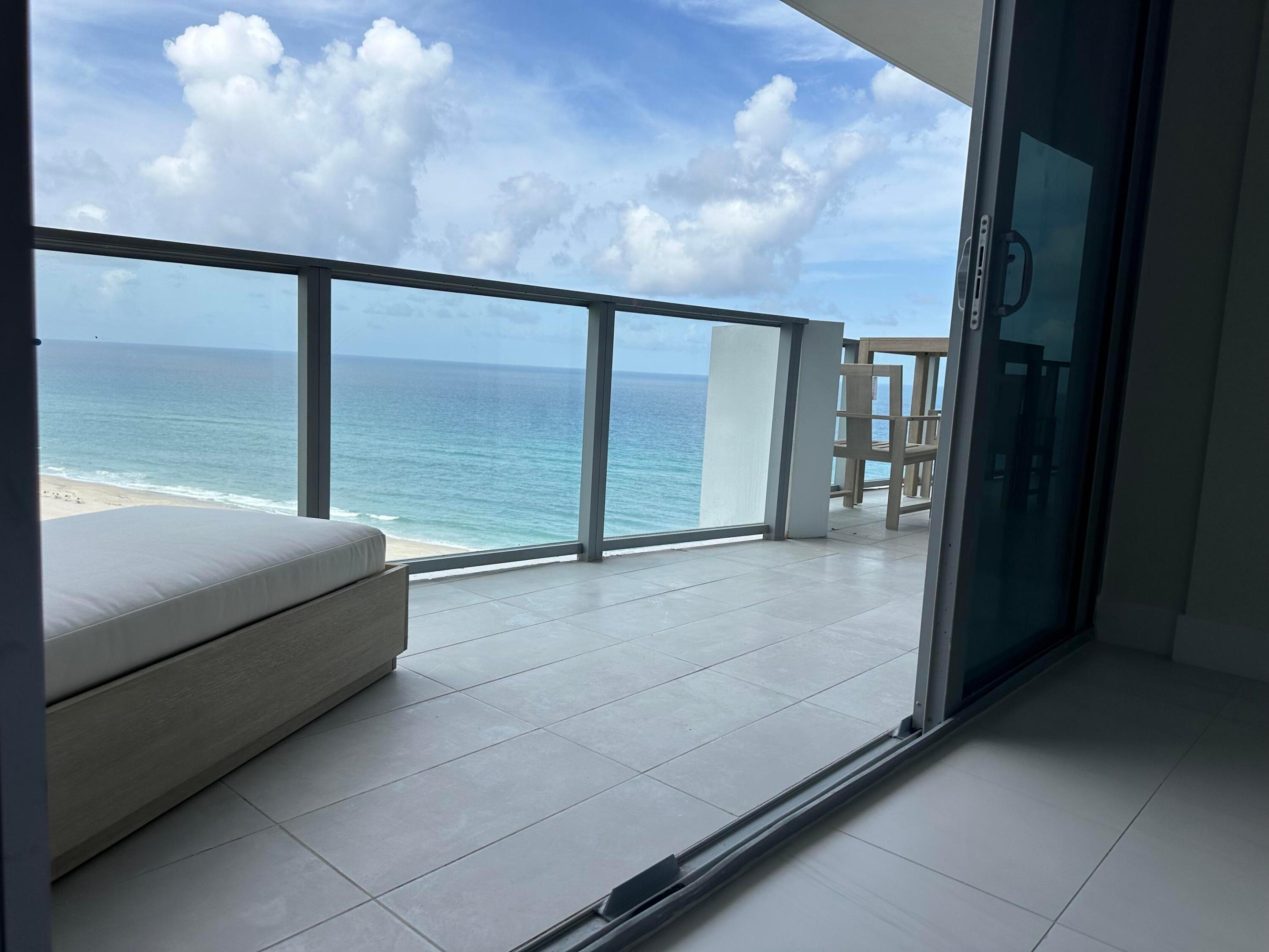 3100 N Ocean Drive # H-1701 Property Photo 20