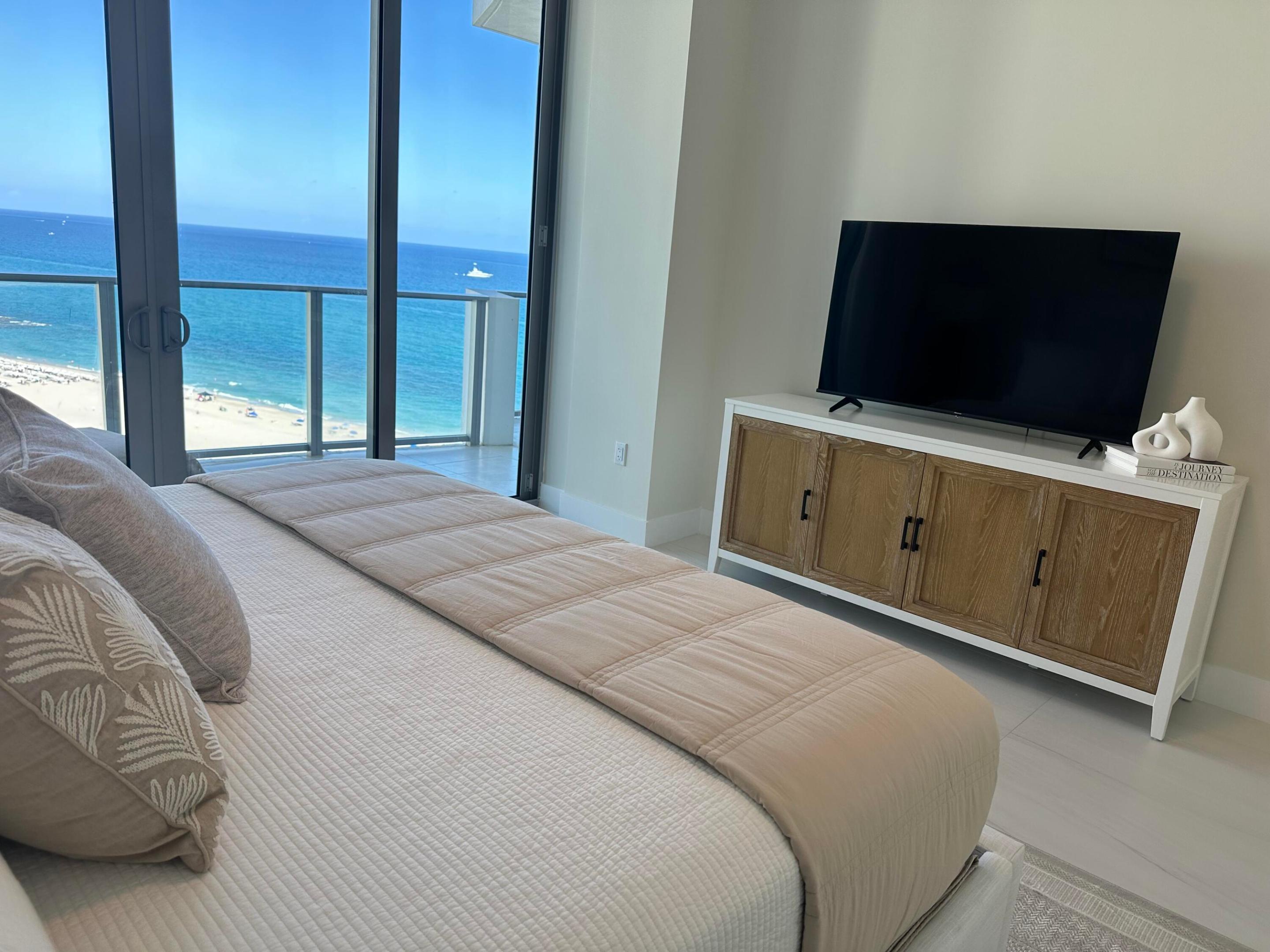 3100 N Ocean Drive # H-1701 Property Photo 24